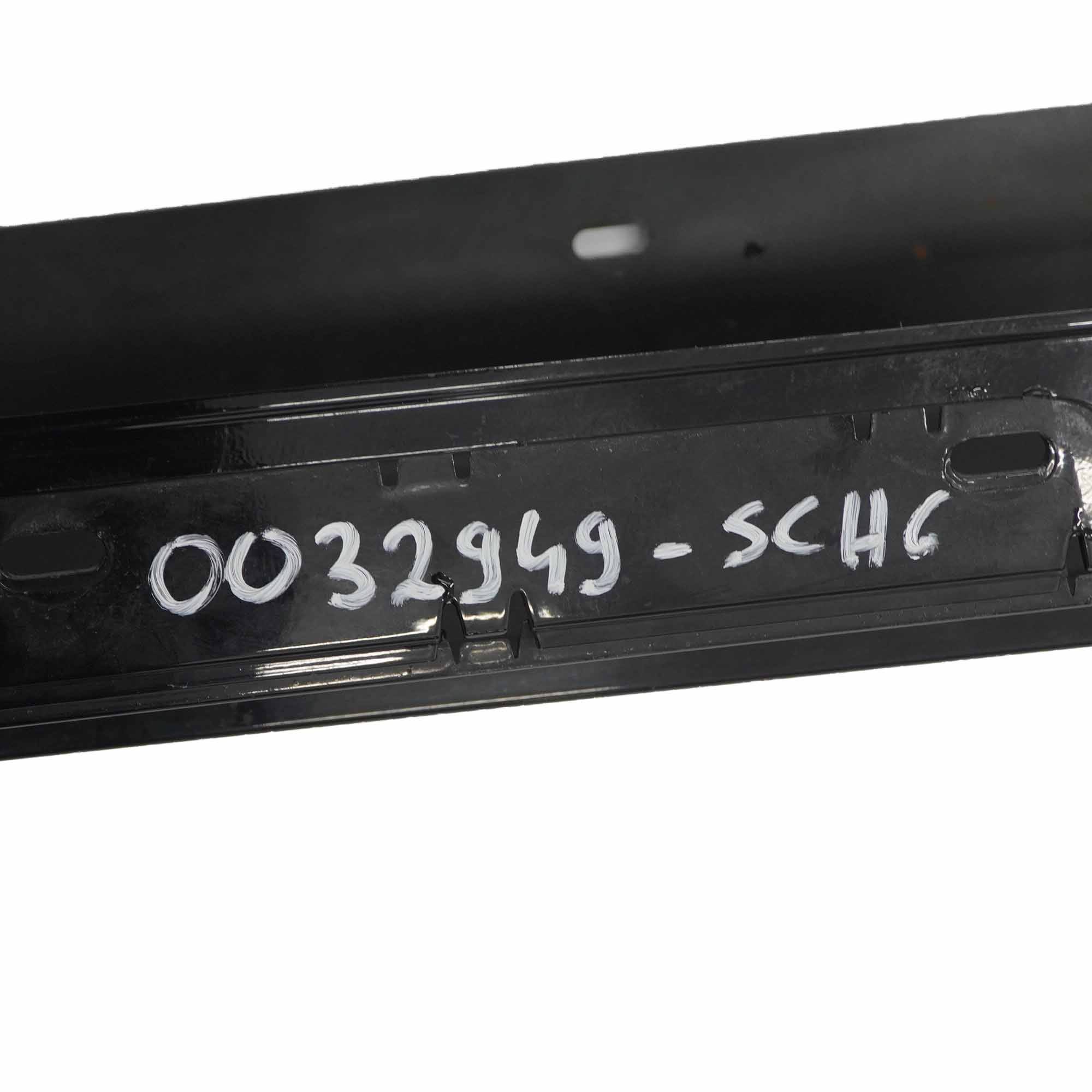 BMW 1 E87 Bas de Porte Couverture Seuil a Gauche Schwarz 2 - 668