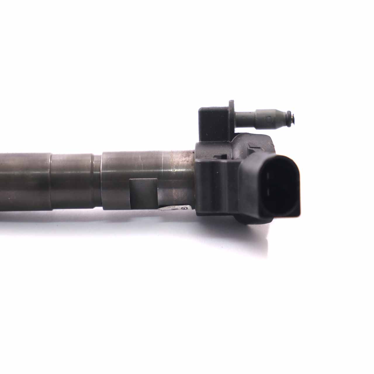 Audi A4 B8 A5 8T Q5 8R 2.0 TDI Diesel Fuel Injector  03L130277