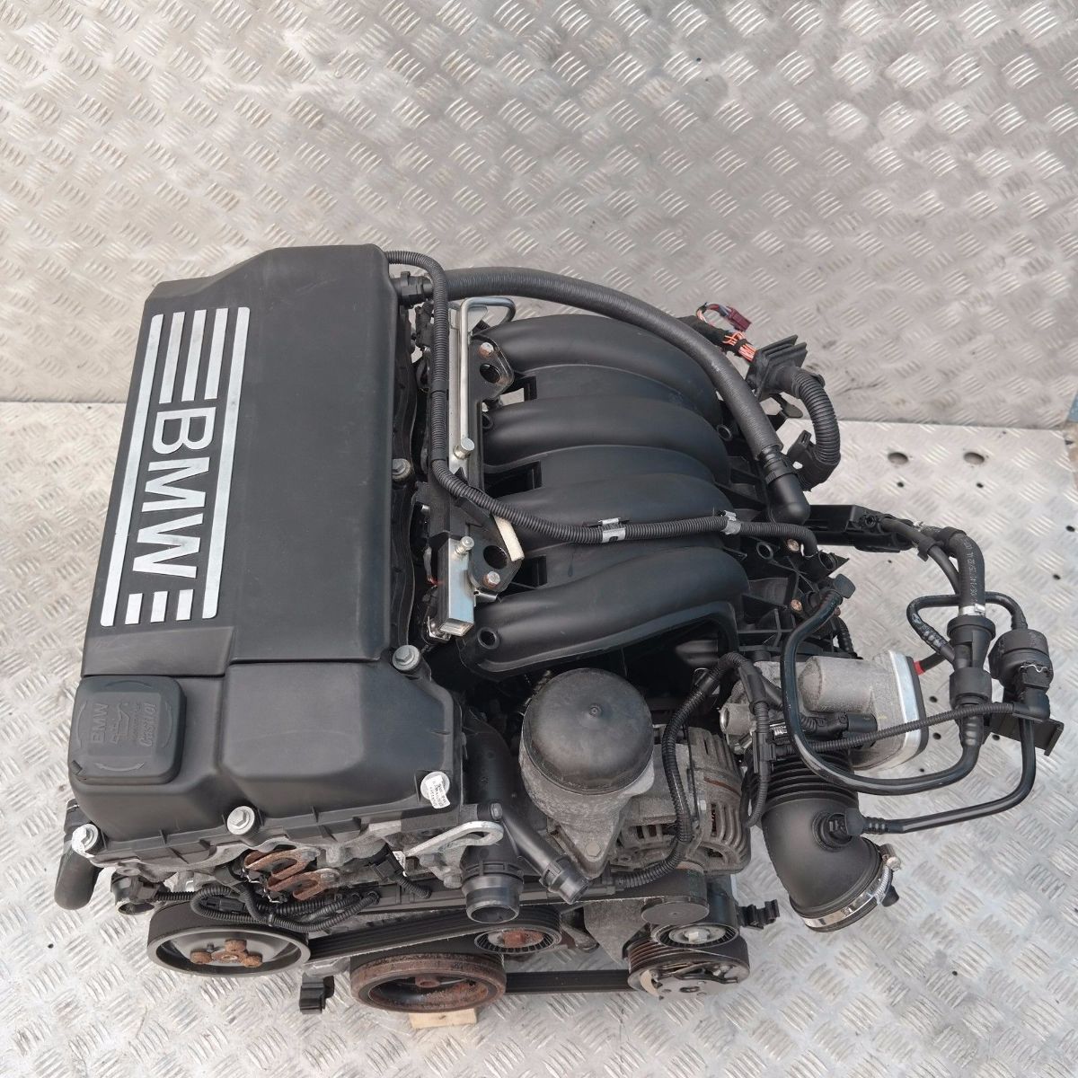 BMW 1 3 Serie e87 e90 116i 316i Moteur Complet NOUVAU DISTRIBUTIONS GARANTIE