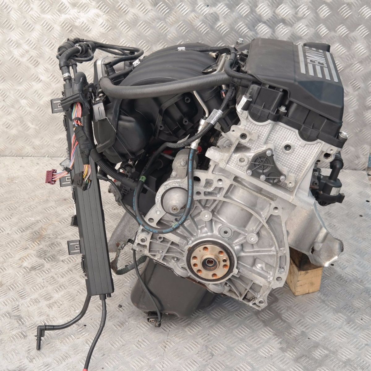 BMW 1 3 Serie e87 e90 116i 316i Moteur Complet NOUVAU DISTRIBUTIONS GARANTIE