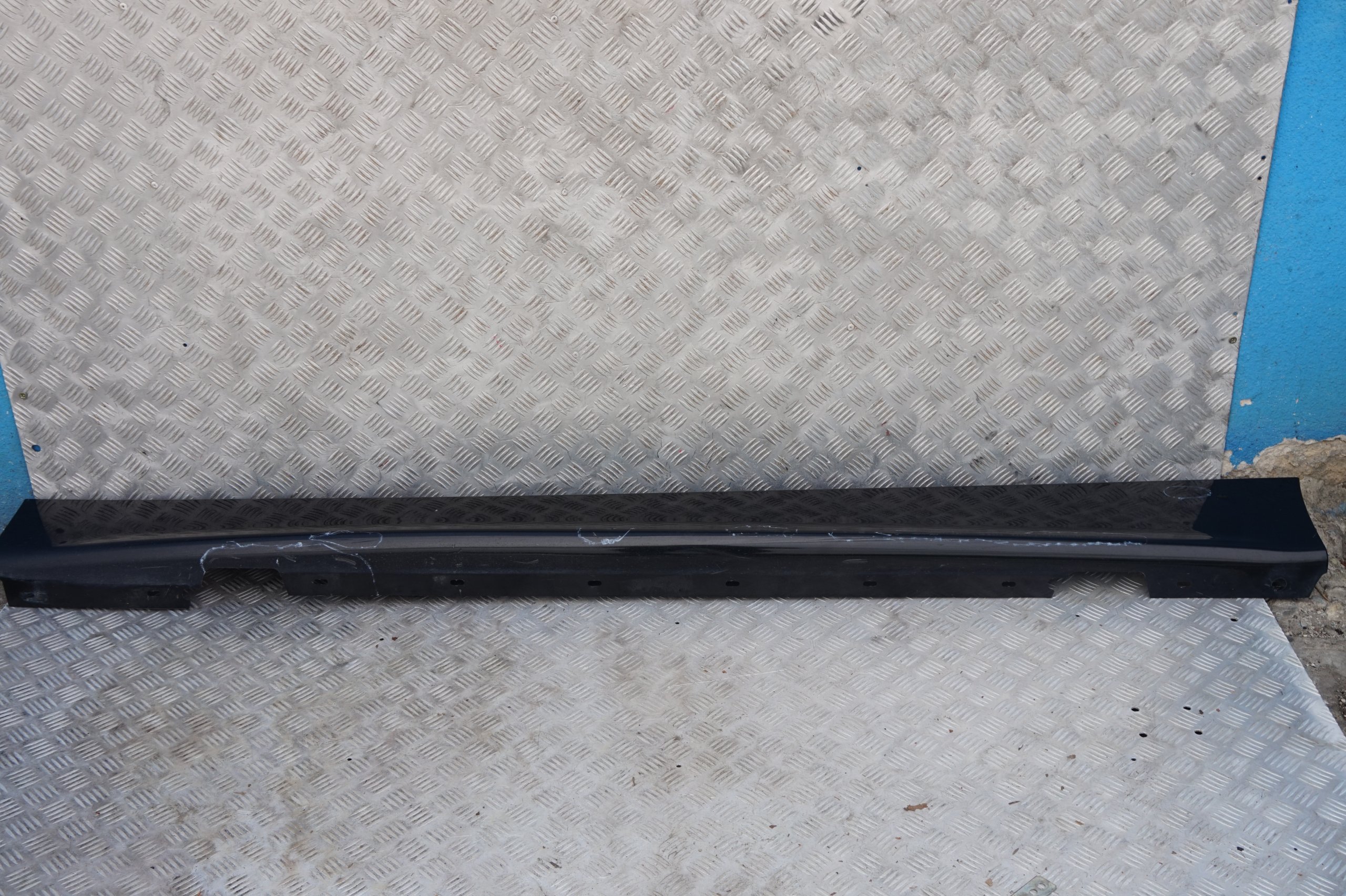 BMW 1 E87 Bas de Porte Couverture Seuil a Gauche, Noir