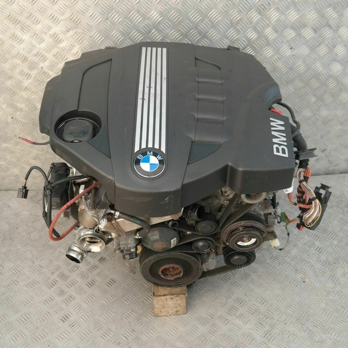 BMW E81 E87 LCI E90 E91 320d N47 Nue Moteur N47D20C Neuf Distribution GARANTIE