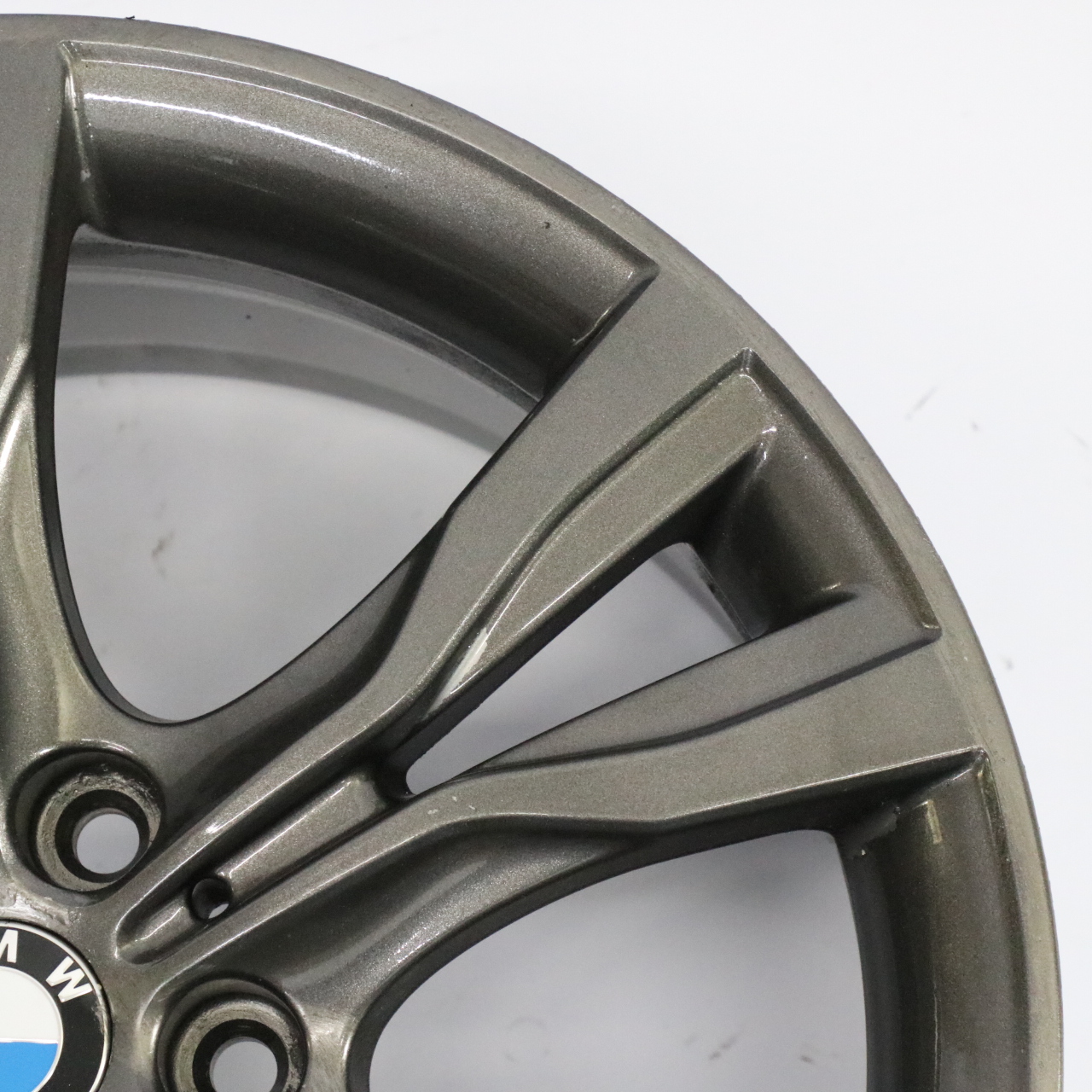 BMW F45 F46 Jante en alliage gris ferrique 18" Y Spoke 484 ET:57 8J 6855093