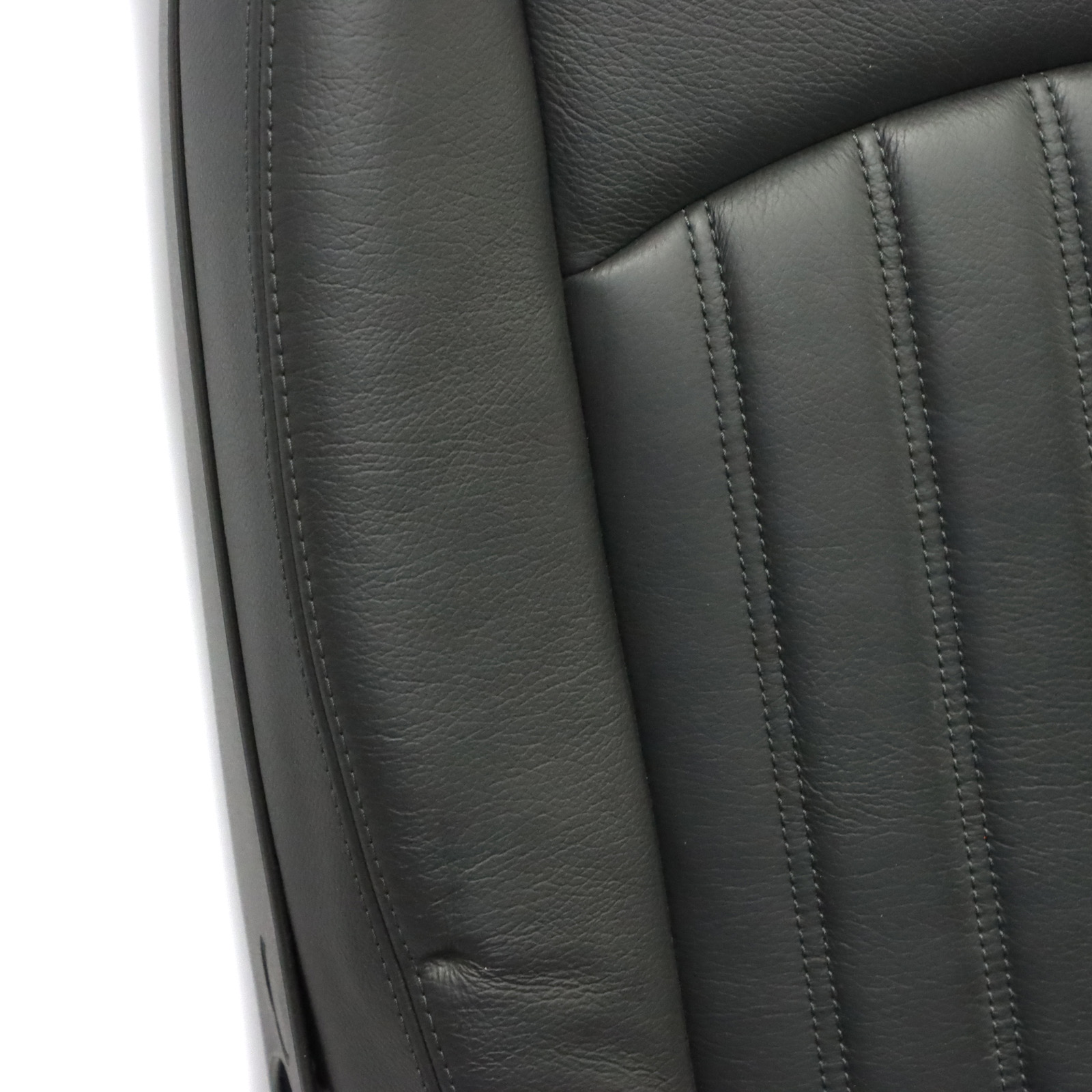 Mercedes W639 Rear Seats Three Seater Seat Bench Right Part O/S Leather Luxury