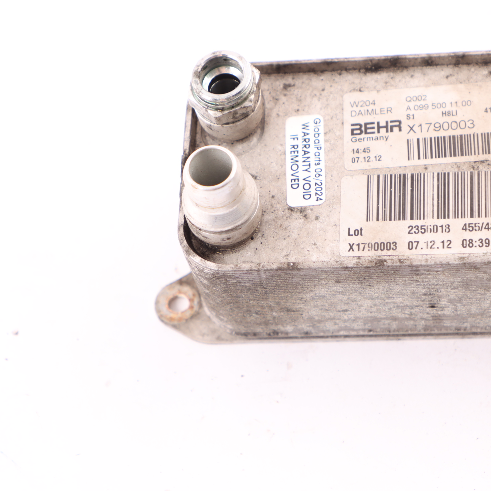 Echangeur Mercedes W204 W212 OM642 Refroidisseur d'huile diesel A6421800165