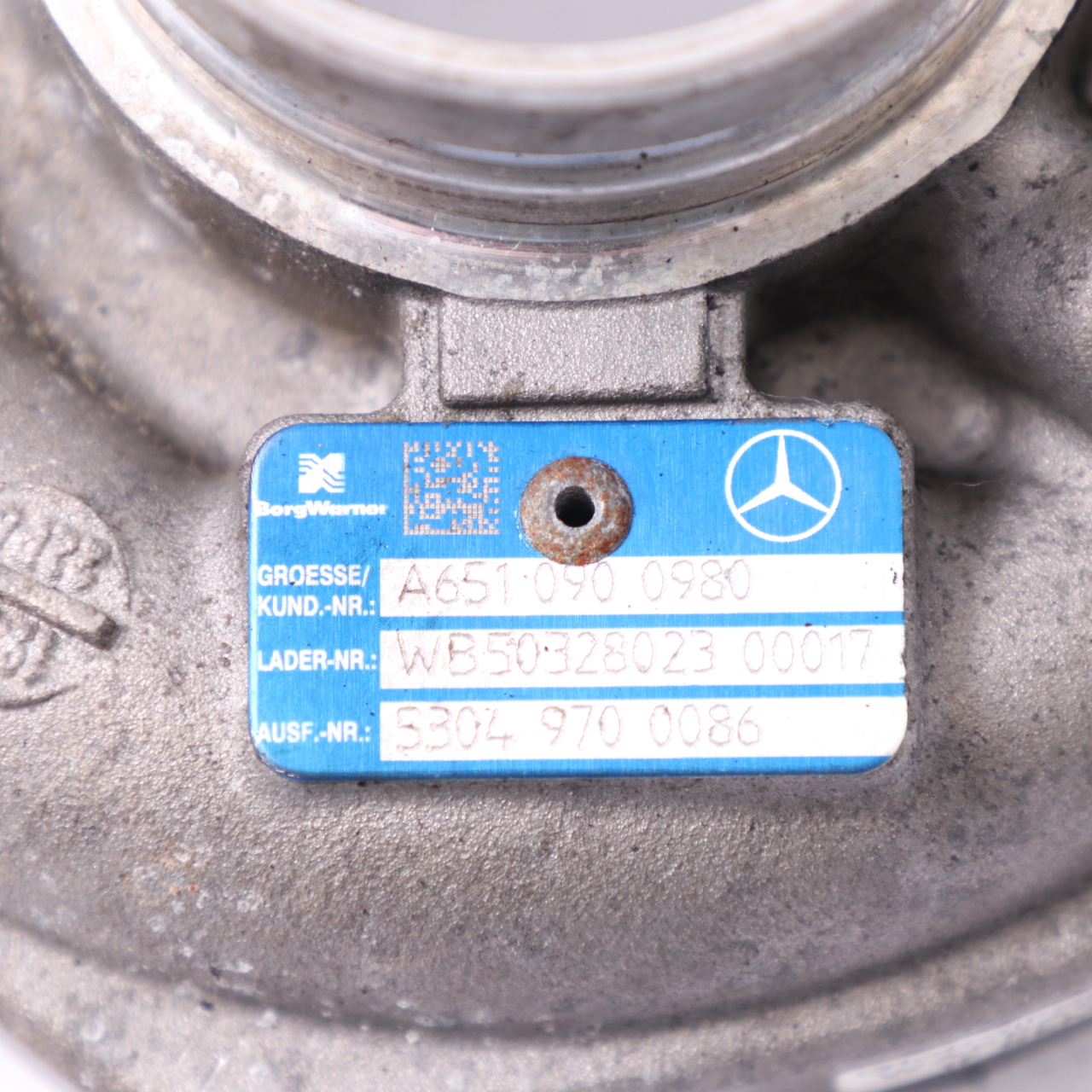 Mercedes W906 Diesel OM651 Boîtier de turbocompresseur côté froid A6510900980