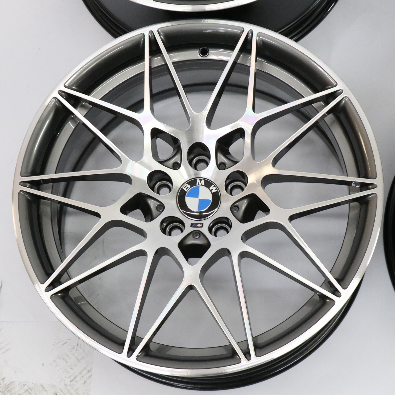 BMW F80 M3 Ferric Grey 4X Jante Alliage 20" M Star Spoke 666 9J/10J 2287501