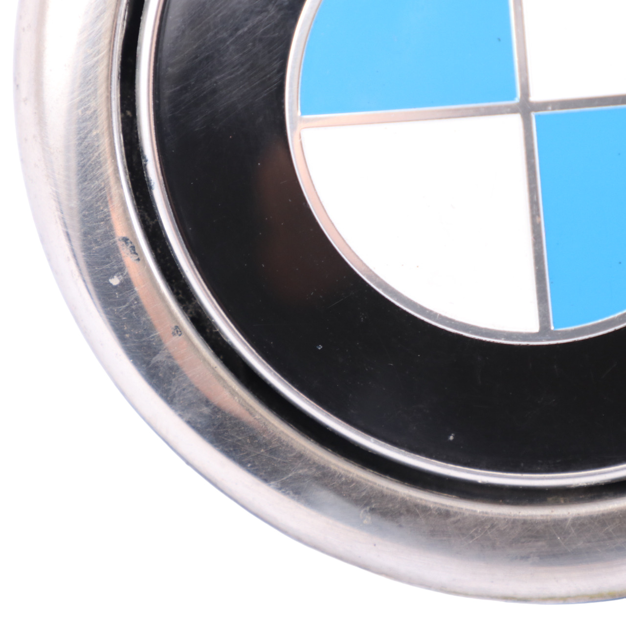 Emblème couvercle coffre BMW F20 F21 Bouton d'ouverture arrière 7270728