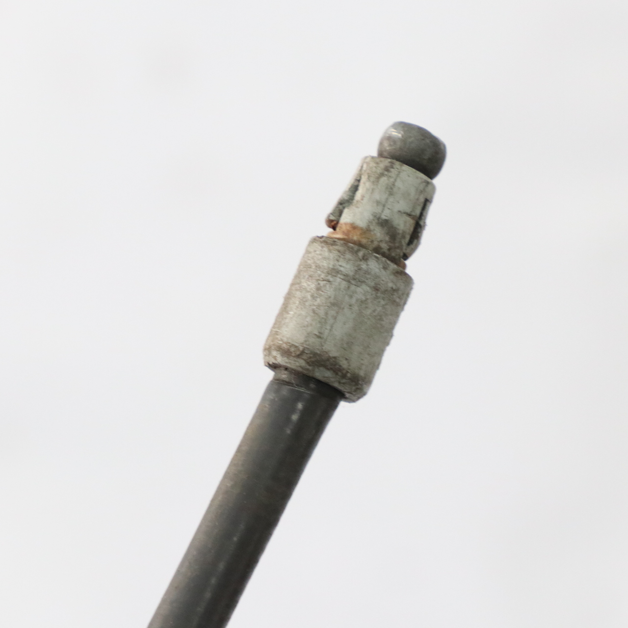 Cable frein Mercedes Vito W639 Ligne câble main stationnement droite A6394203685