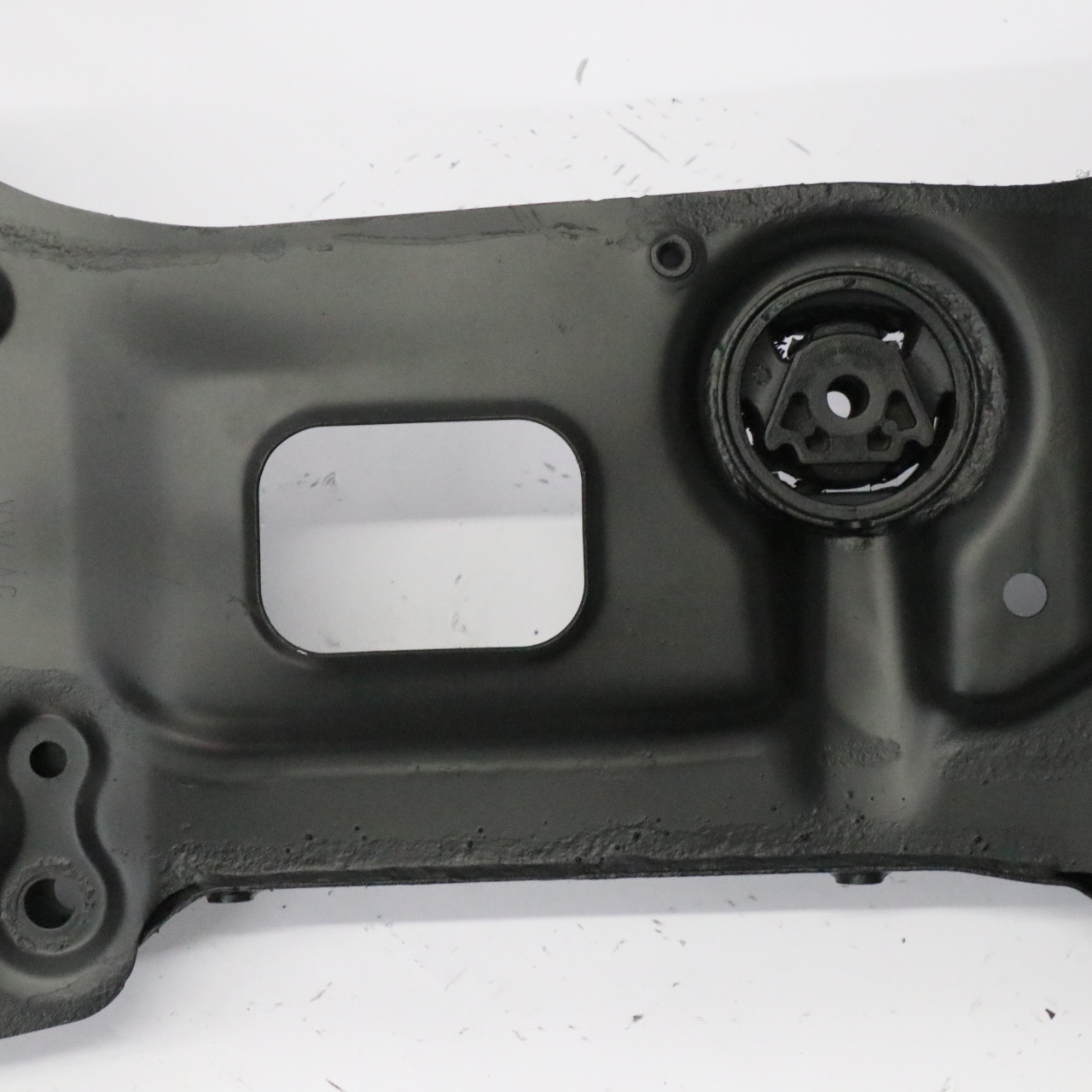 Volkswagen Caddy Sous-châssis Berceau Essieu Poutre Porteuse Support 1K0199315B