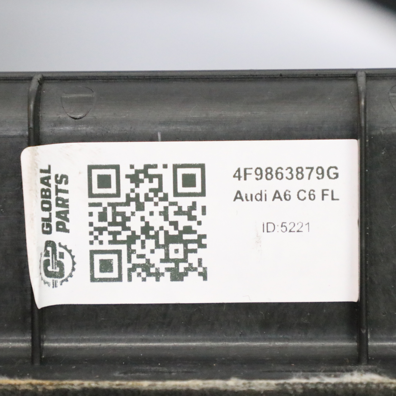 Panneau latéral du coffre Audi A6 C6 Avant Couvercle arrière gauche 4F9863879G