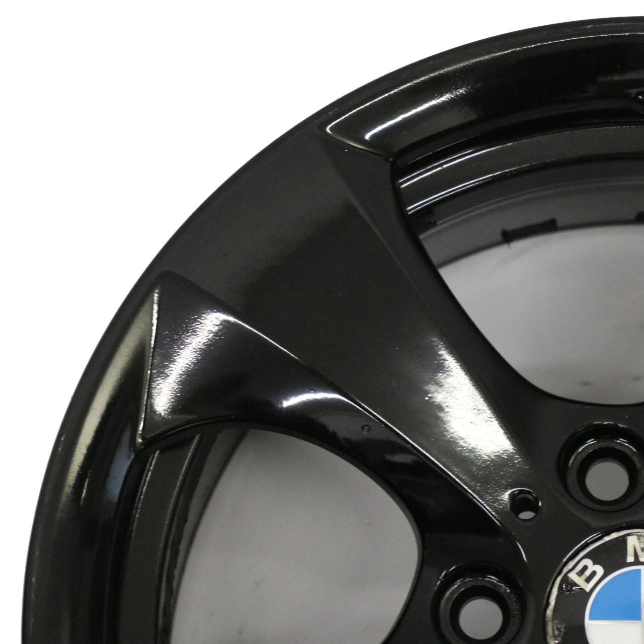 BMW E90 F30 Jante alliage noir gauche 16" Streamline 306 7J ET:31 6795805