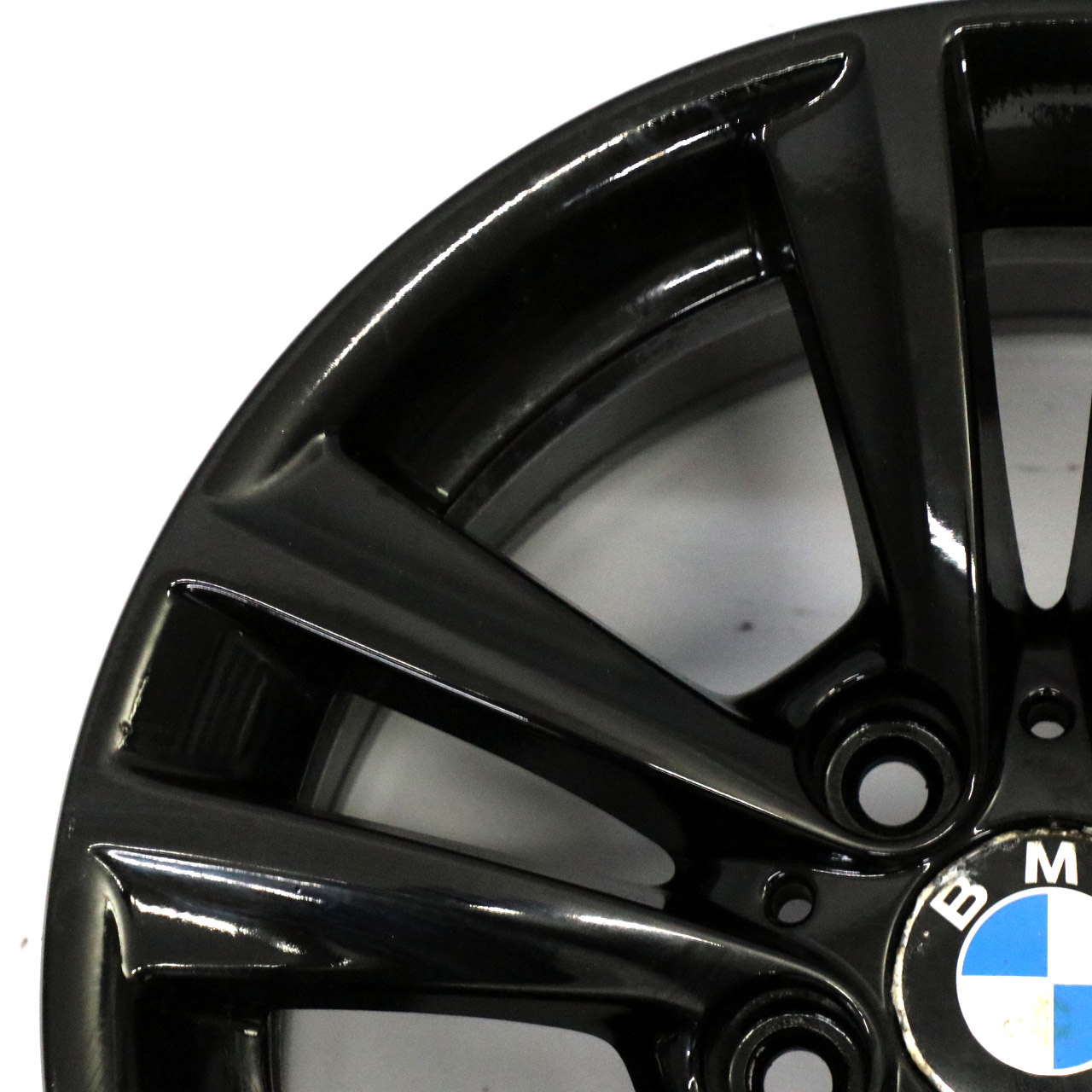 BMW F30 F31 LCI Jante alliage noire 16" V Spoke 656 7,5J ET:37 6866304