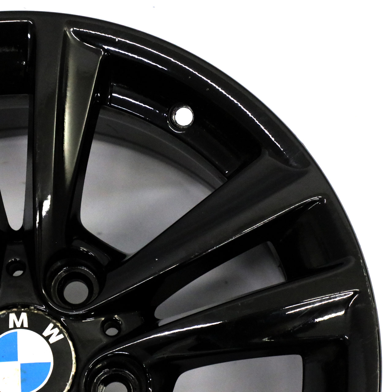 BMW F30 F31 LCI Jante alliage noire 16" V Spoke 656 7,5J ET:37 6866304