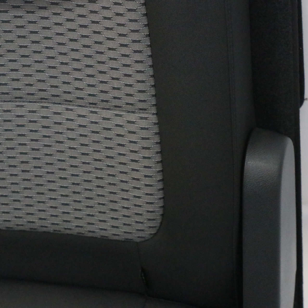 VW Volkswagen Sharan 7N Siège arrière gauche Tissu intérieur Noir Gris