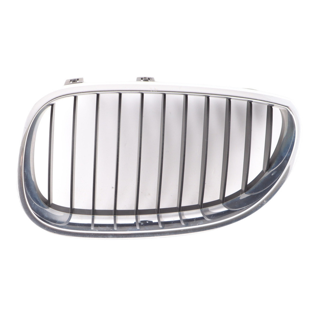 BMW E60 E61 LCI Grille d'entree d'air gauche chromee 7065701