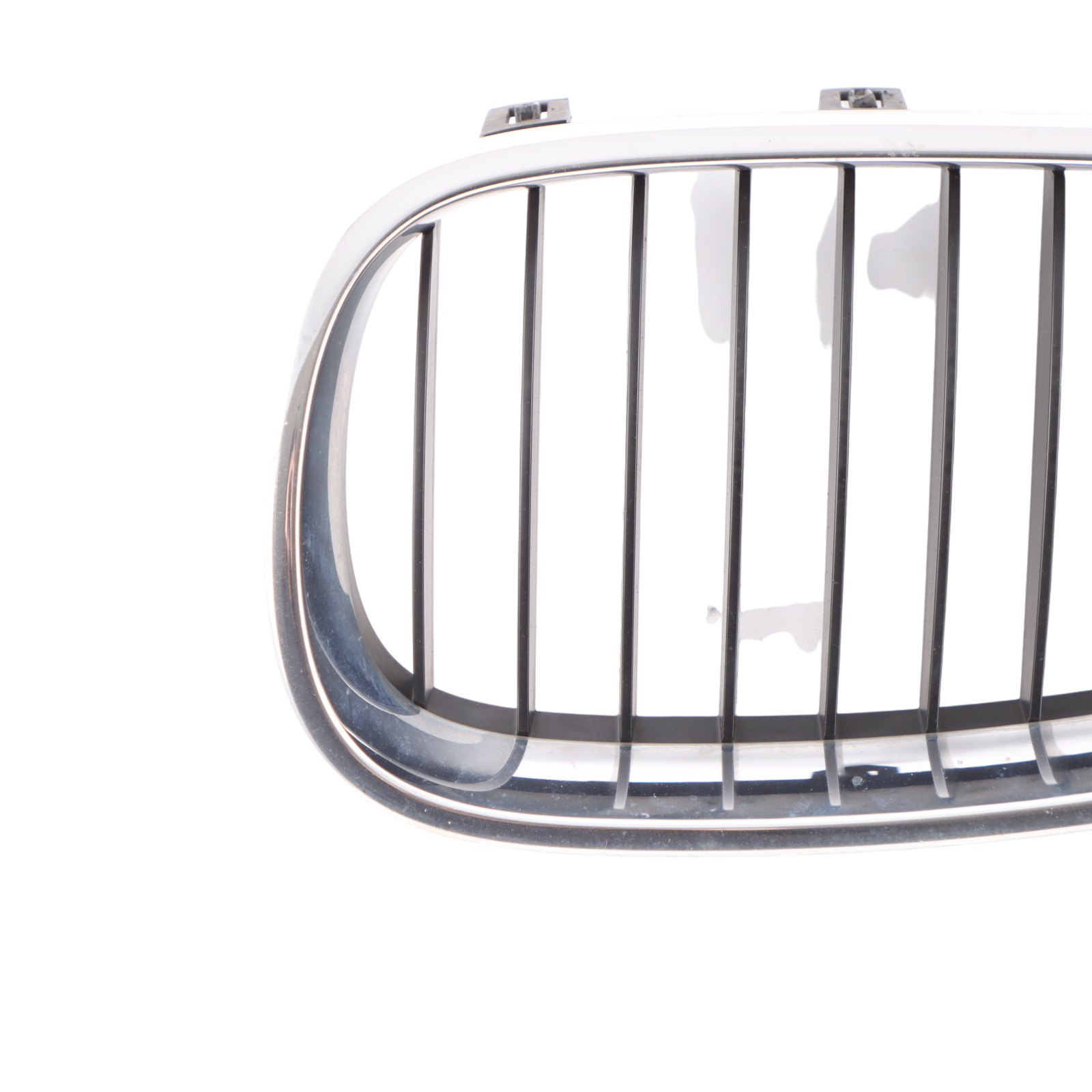 BMW E60 E61 LCI Grille d'entree d'air gauche chromee 7065701