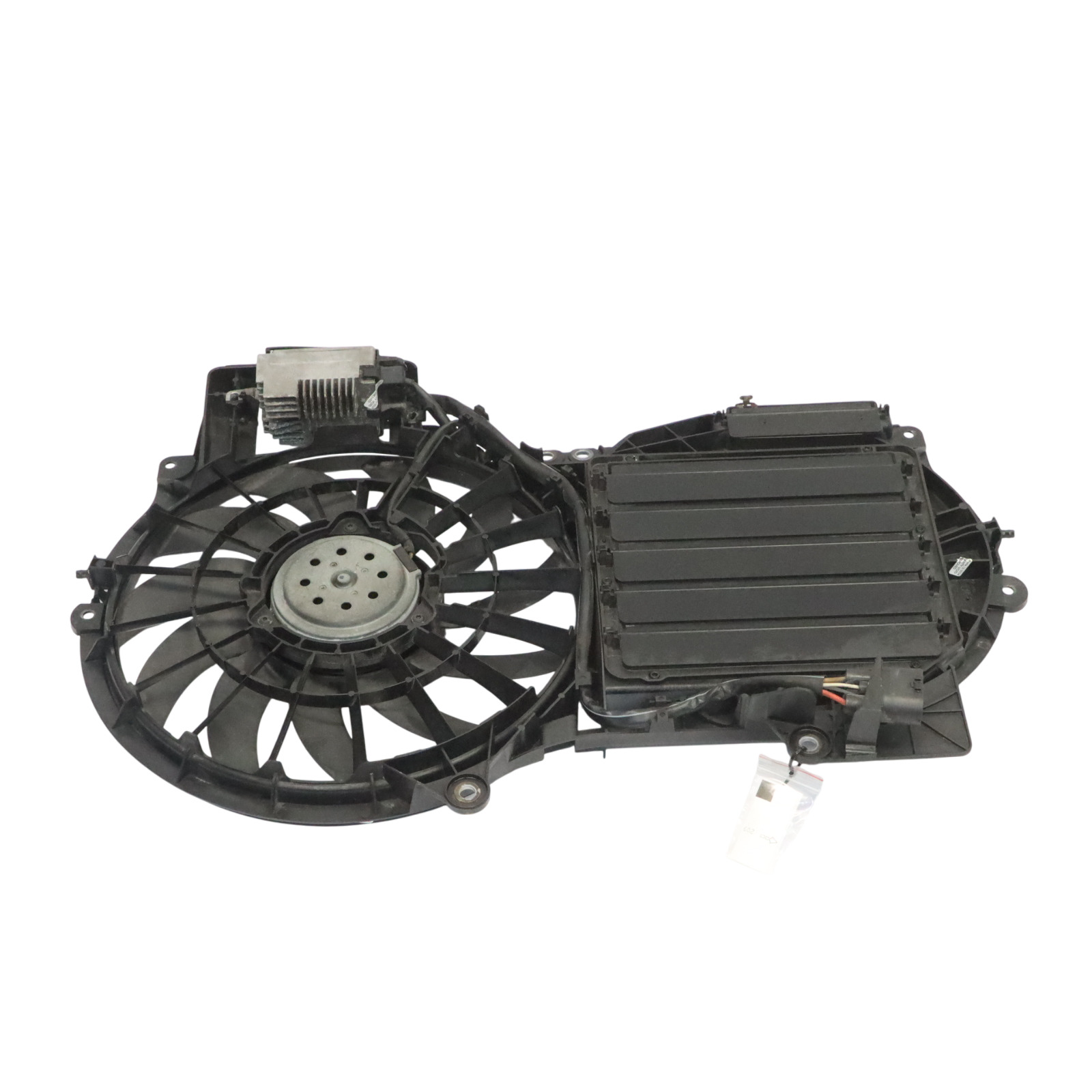 Audi A6 C6 2.0 TDI CAHA Diesel Diffuseur Ventilateur de radiateur 4F0121003P