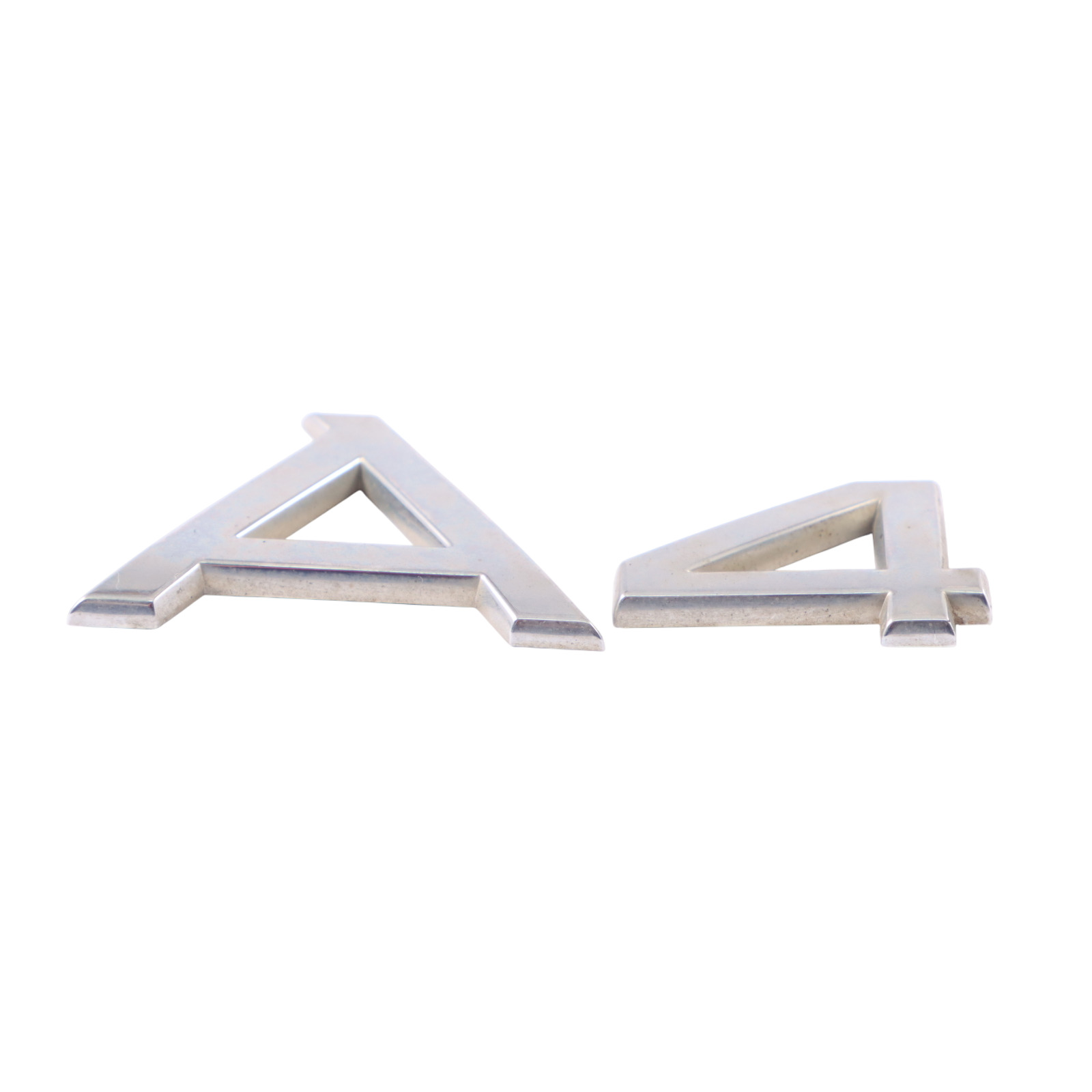 Audi A4 B8 Badge de coffre arrière Badge Emblem Chrome A4 Lettering 8H0853741