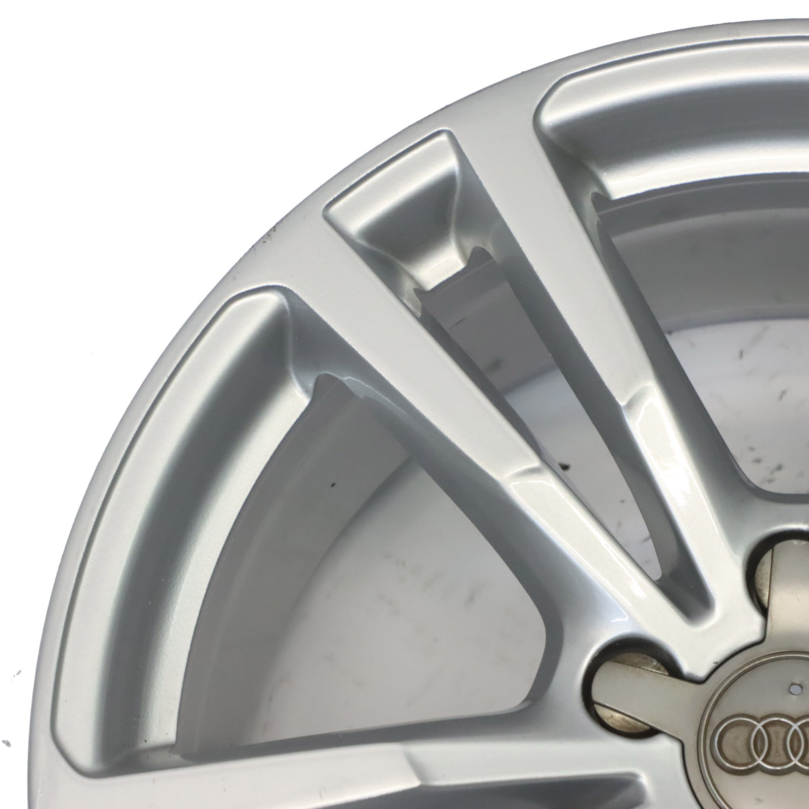 Audi A3 8V Jante argentée en alliage 18" 8J ET46 Star Spoke 8V0601025BC