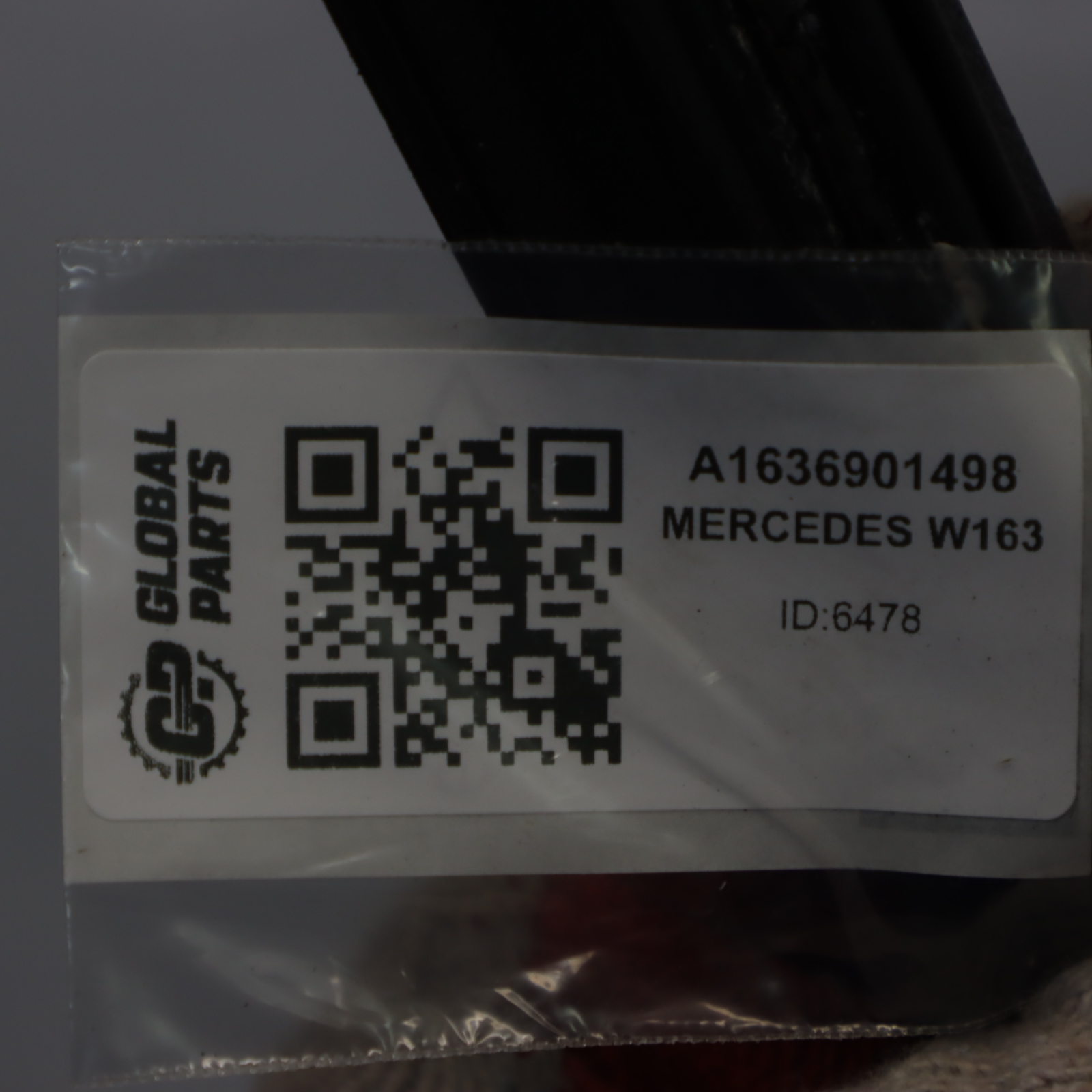 Mercedes W163 Joint de porte avant caoutchouc gauche A1636901498