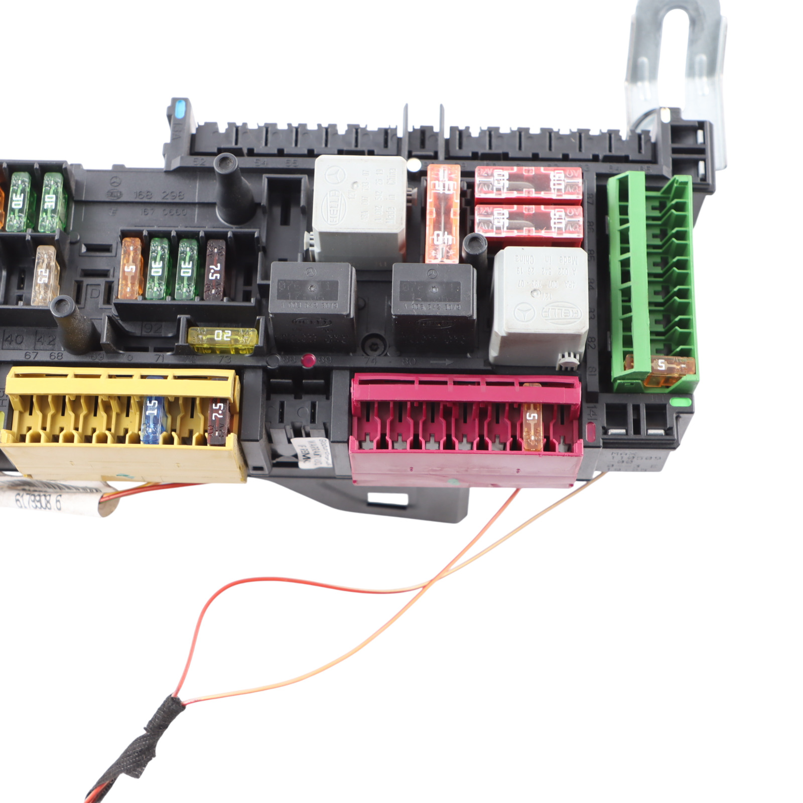 Mercedes W204 SAM Module de contrôle Boîte à fusibles Relais arrière A2049060105