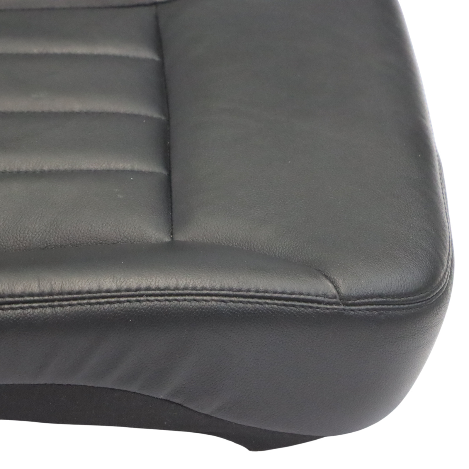 Mercedes R350 V251 Coussin de siège avant gauche Cuir Noir A2519103946