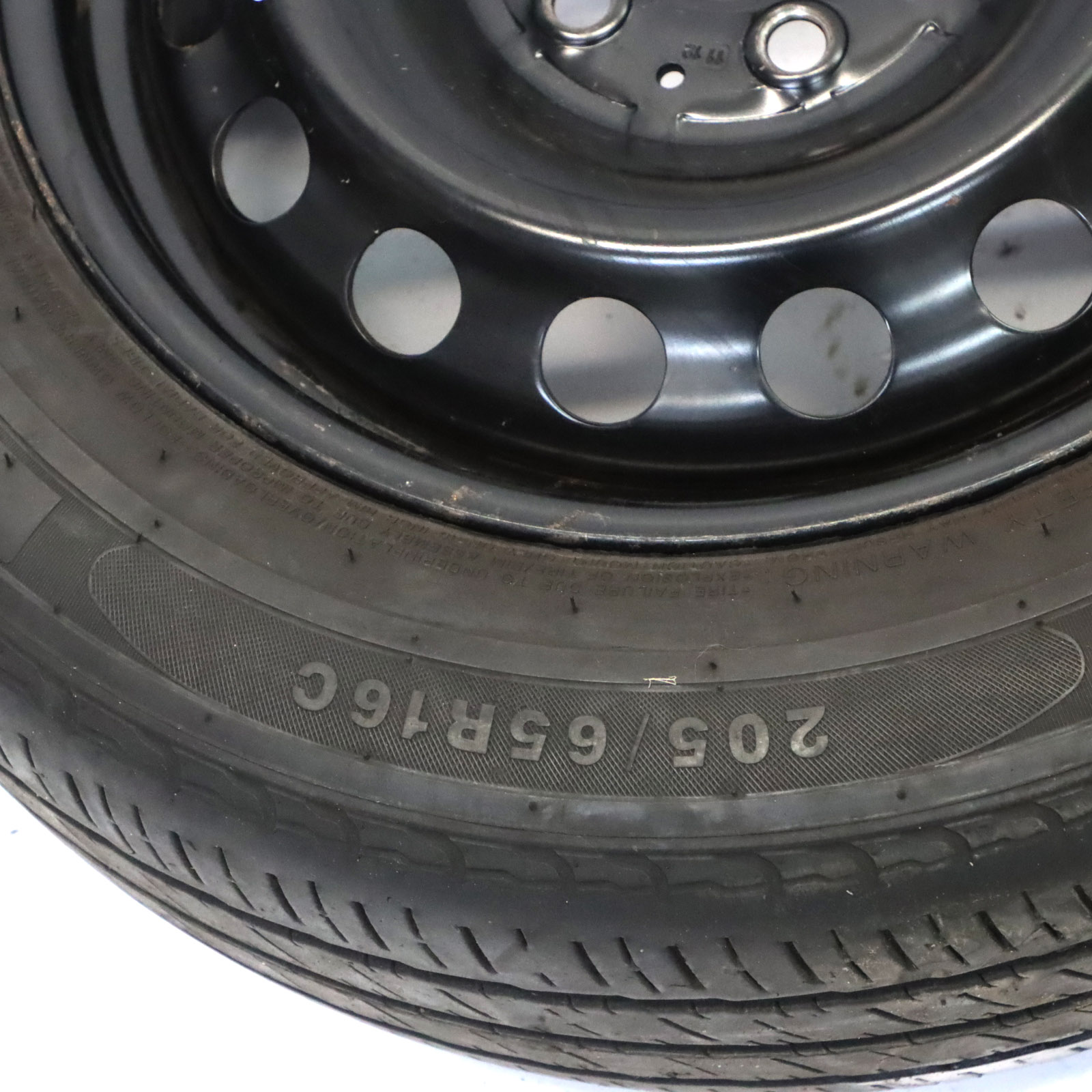 Mercedes W639 Roue à jante en acier avec pneu 16" 6,5J ET:60 205/65 A6394013302