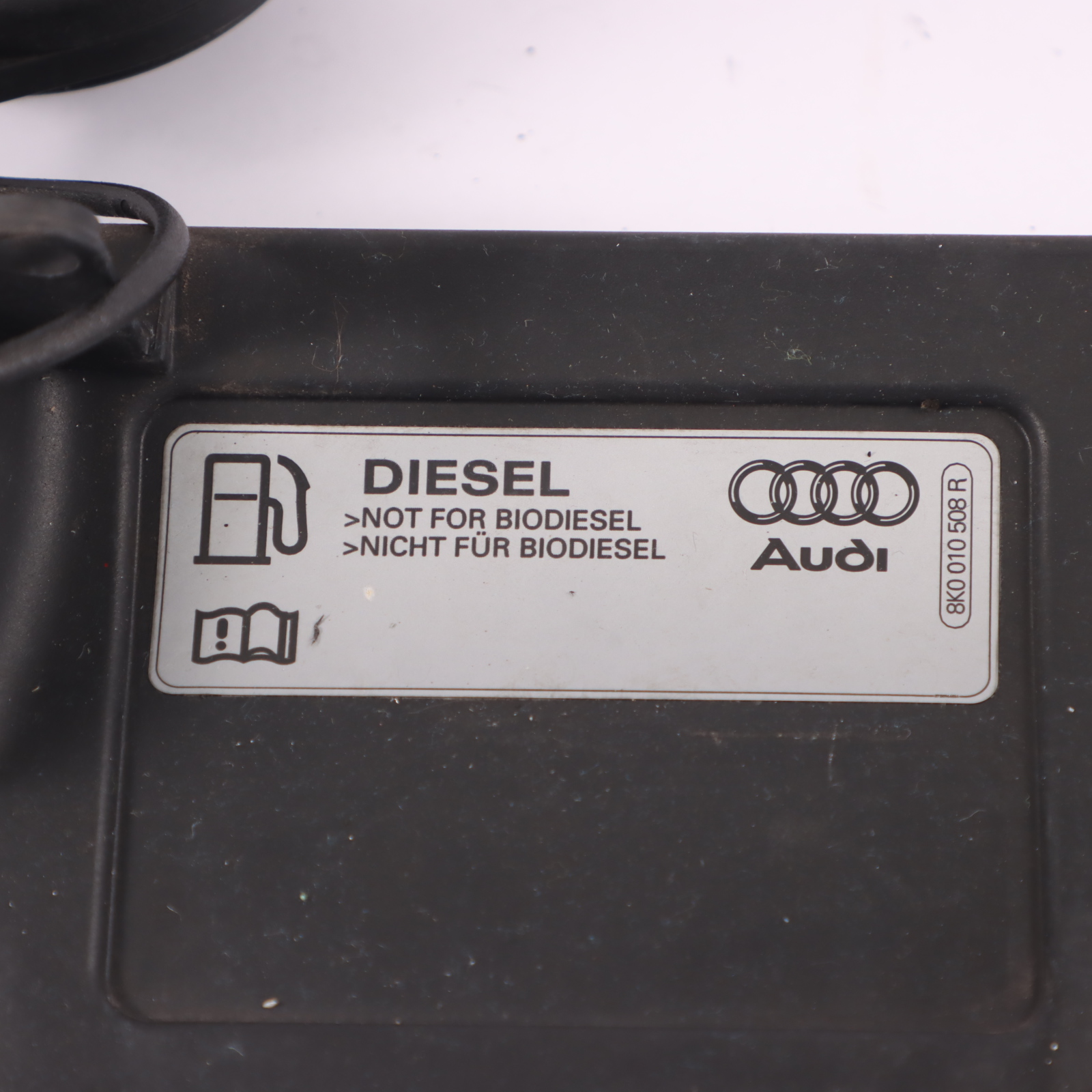 Audi Q7 4L Couvercle de la trappe de remplissage de carburant Boîtier 4L0809999