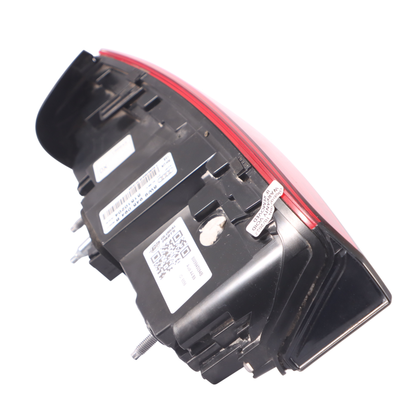 Audi A4 B9 Feu arrière gauche Lumière Couvercle coffre Coffre hayon 8W9945094B