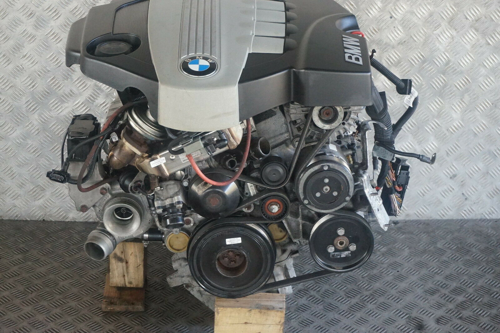 BMW X3 E83 LCI 2.0d N47 Completer Moteur N47D20A Neuf Distribution GARANTIE