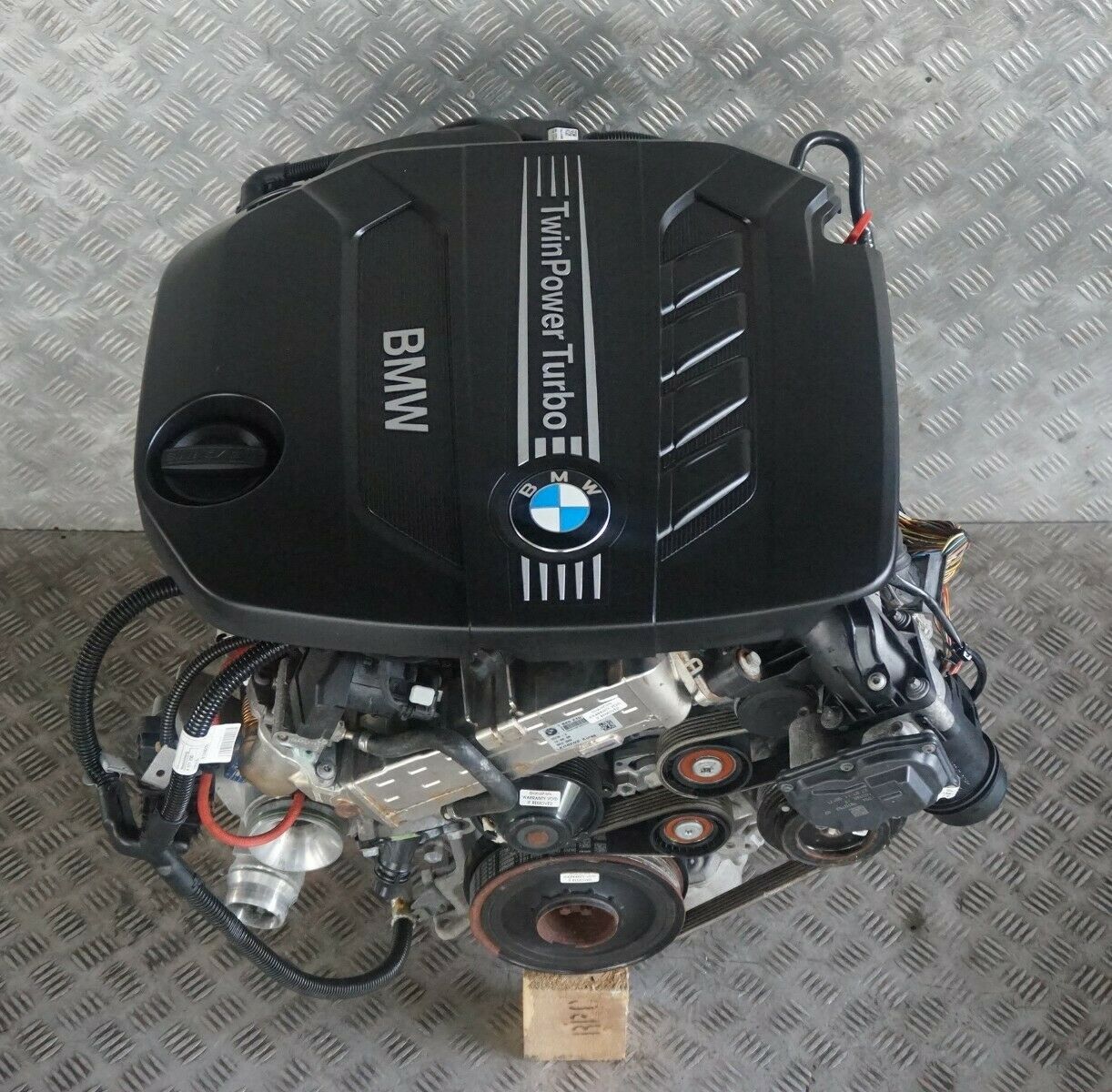 BMW 1 F20 F21 114d 95PS 116d Ed, 116PS N47N Completer Moteur N47D16A GARANTIE