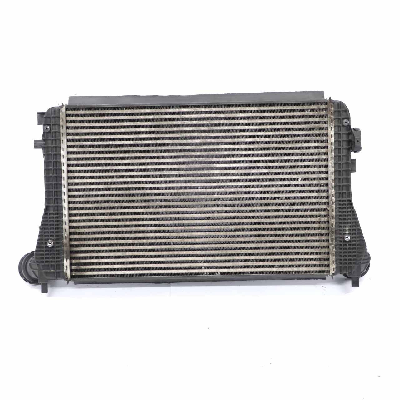 Volkswagen VW Passat B6 Intercooler Charge Air Cooler Radiator 3C0145805P