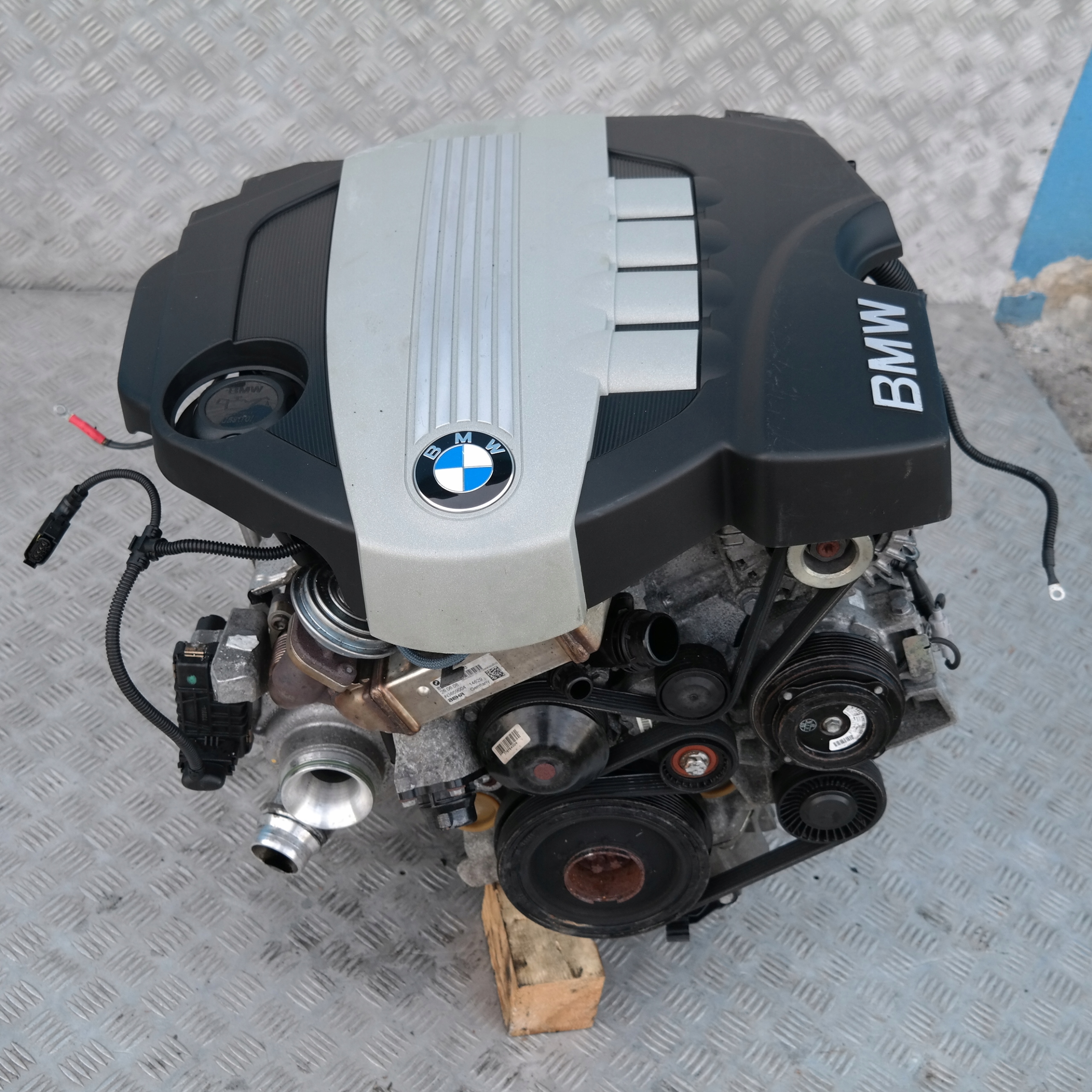 BMW E81 E87 LCI E90 118d 318d N47 Nue Moteur N47D20A Neuf Distribution Garantie