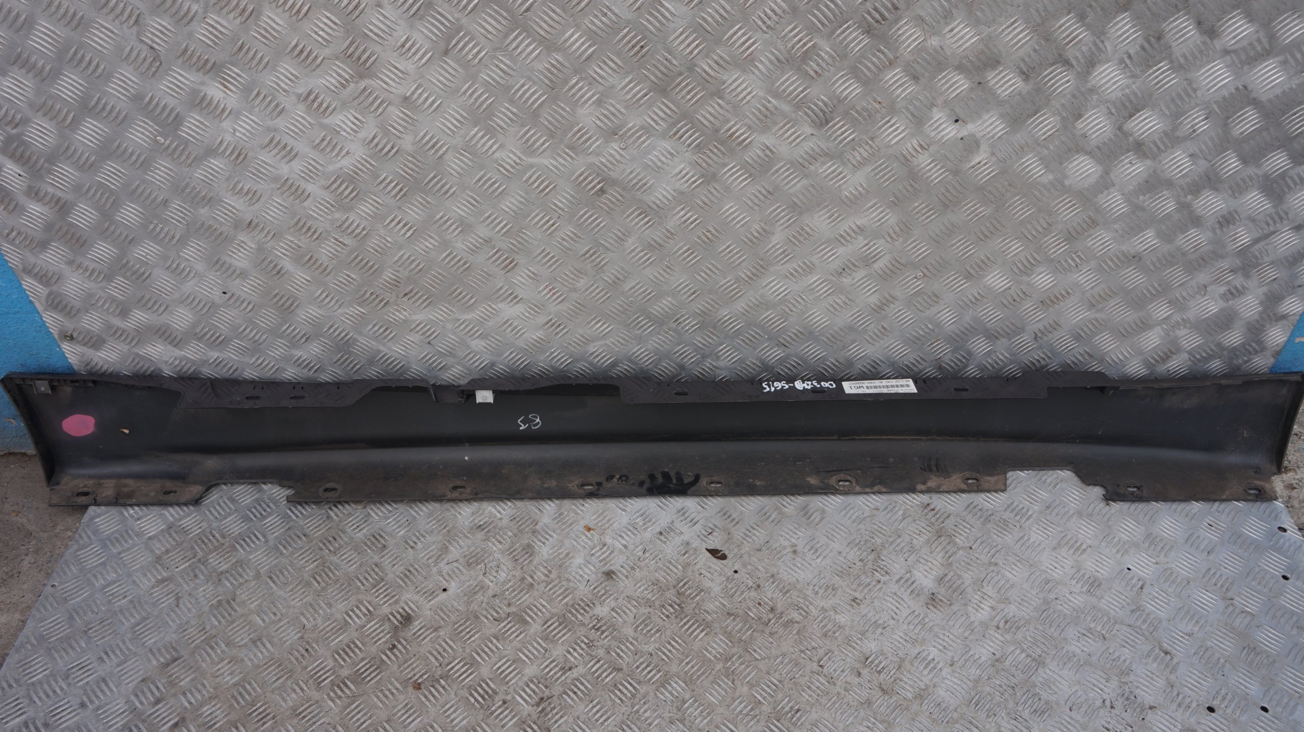 BMW 1 e E87 Bas de porte Couverture Seuil a gauche Mousseux Graphite Metallique