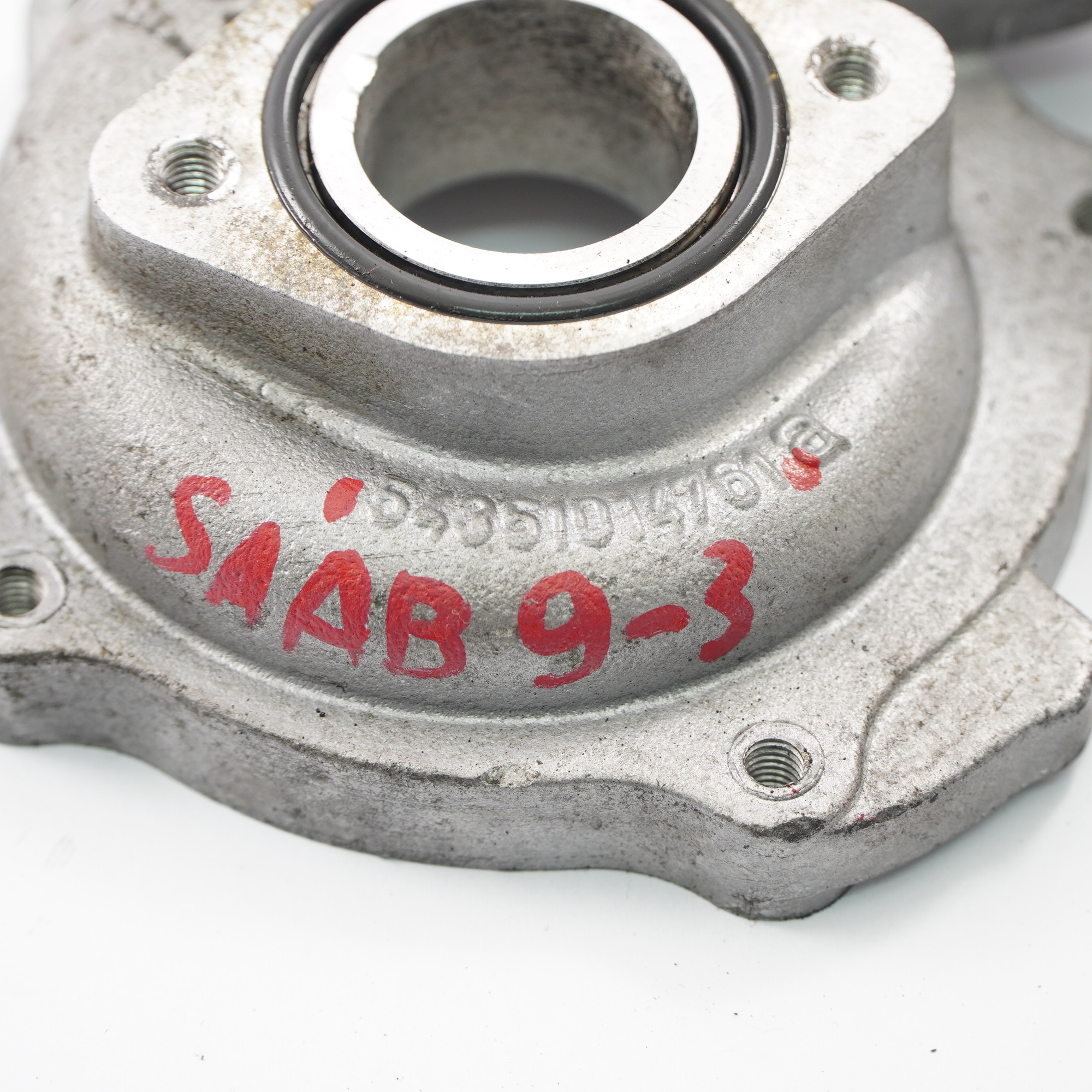 Saab 9-3 1.9 TTiD Boîtier couvercle pièce turbocompresseur Turbo 54351014761