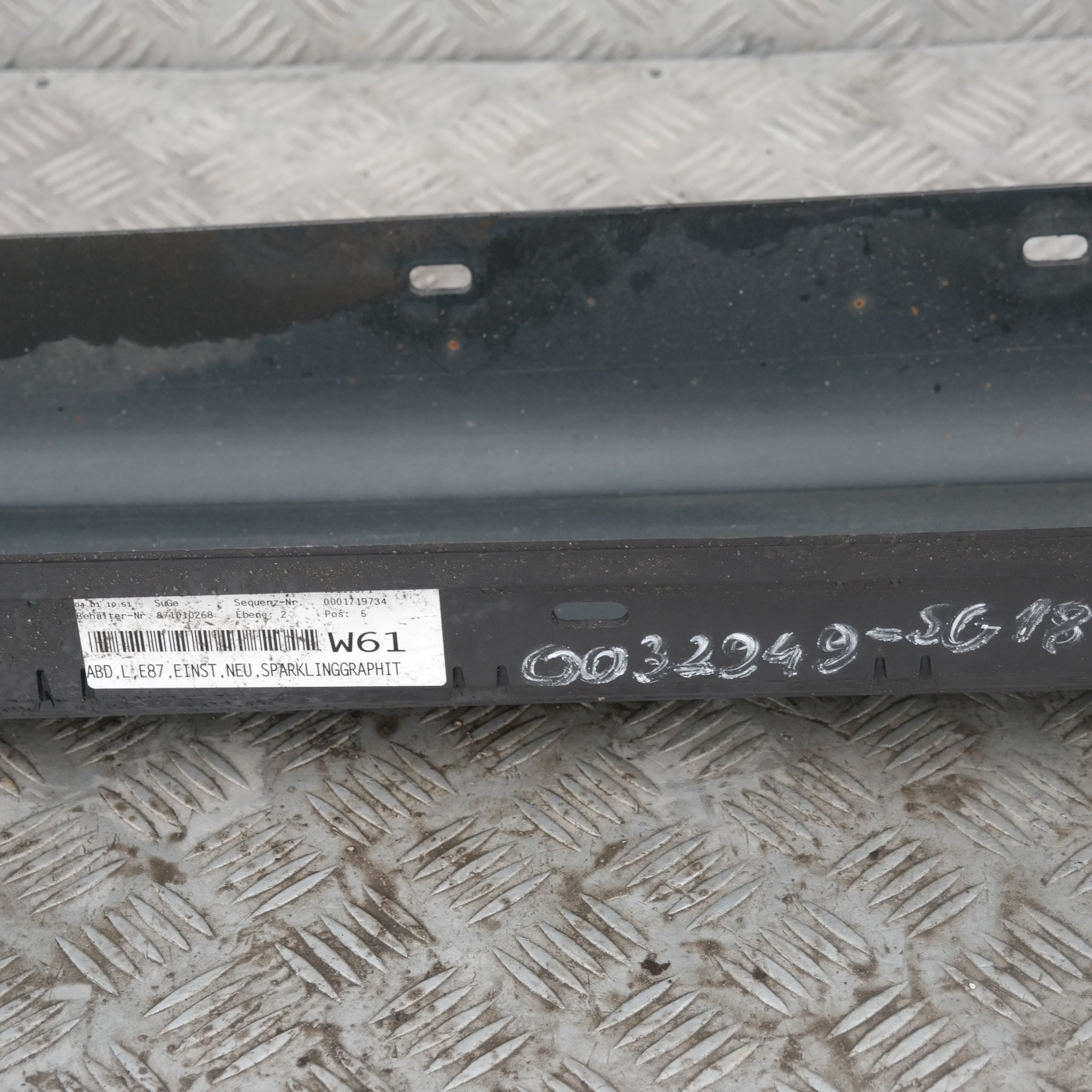 BMW 1 E87 Bas de Porte Couverture Seuil a Gauche Mousseux Graphite Metallique