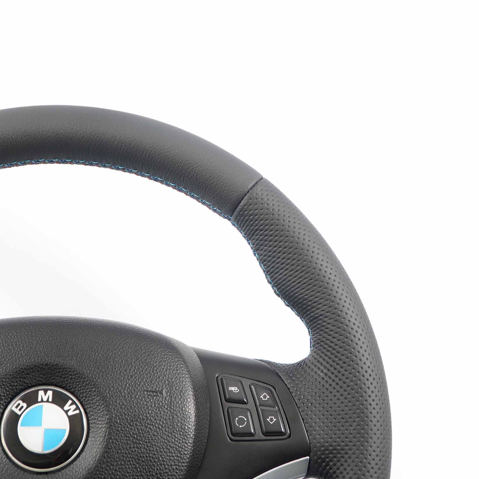 BMW E81 E82 E87 E90 E91 E92 NEW Black Leather M Sport Look Steering Wheel Trim