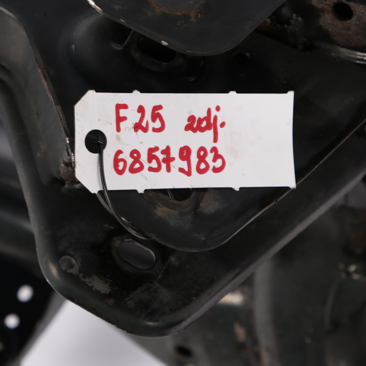 BMW F25 F26 Porte essieu arrière Support berceau différentiel châssis 6857983