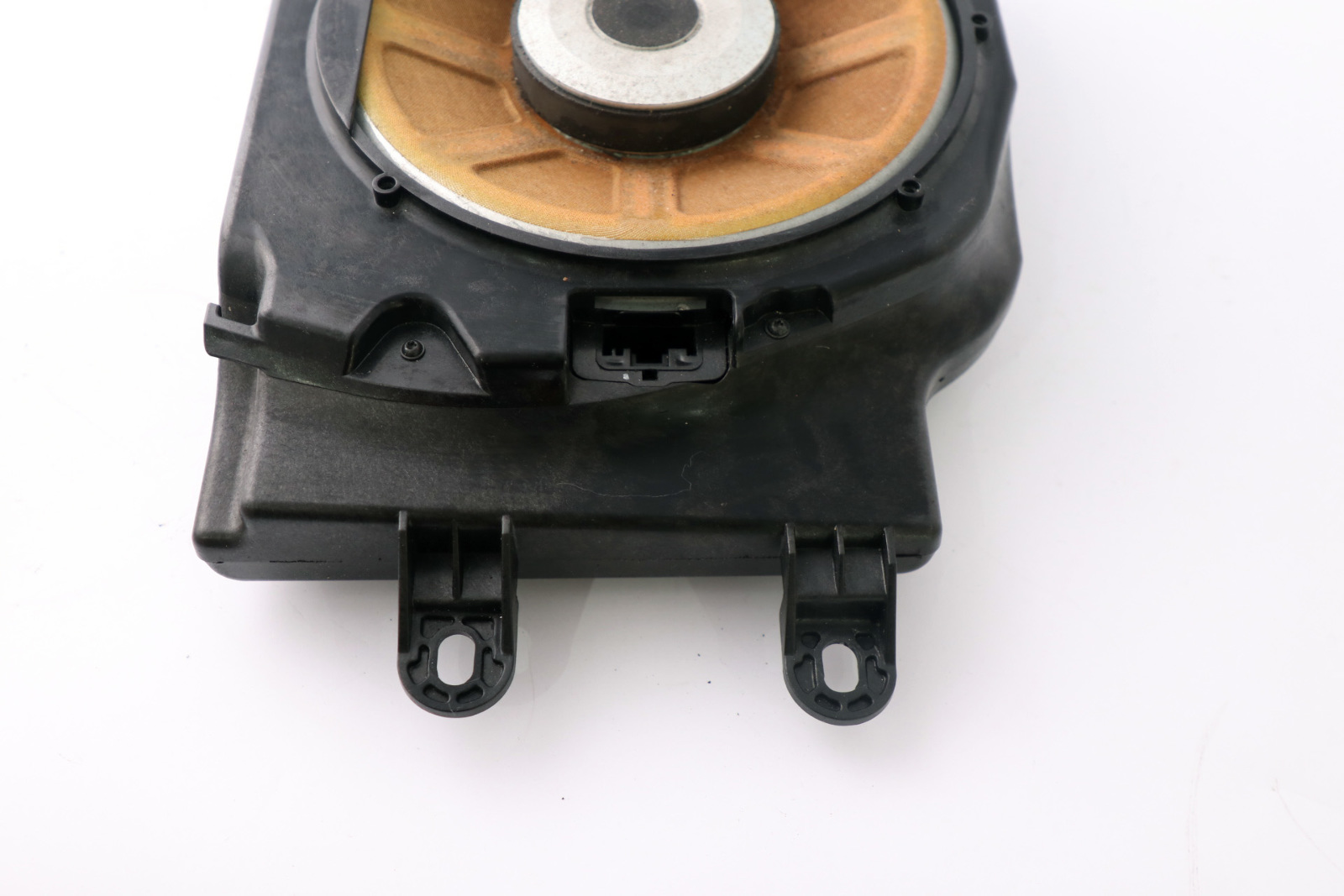 BMW E65 E66 Enceinte centrale de basse droite Système hi-fi HAES 6901324