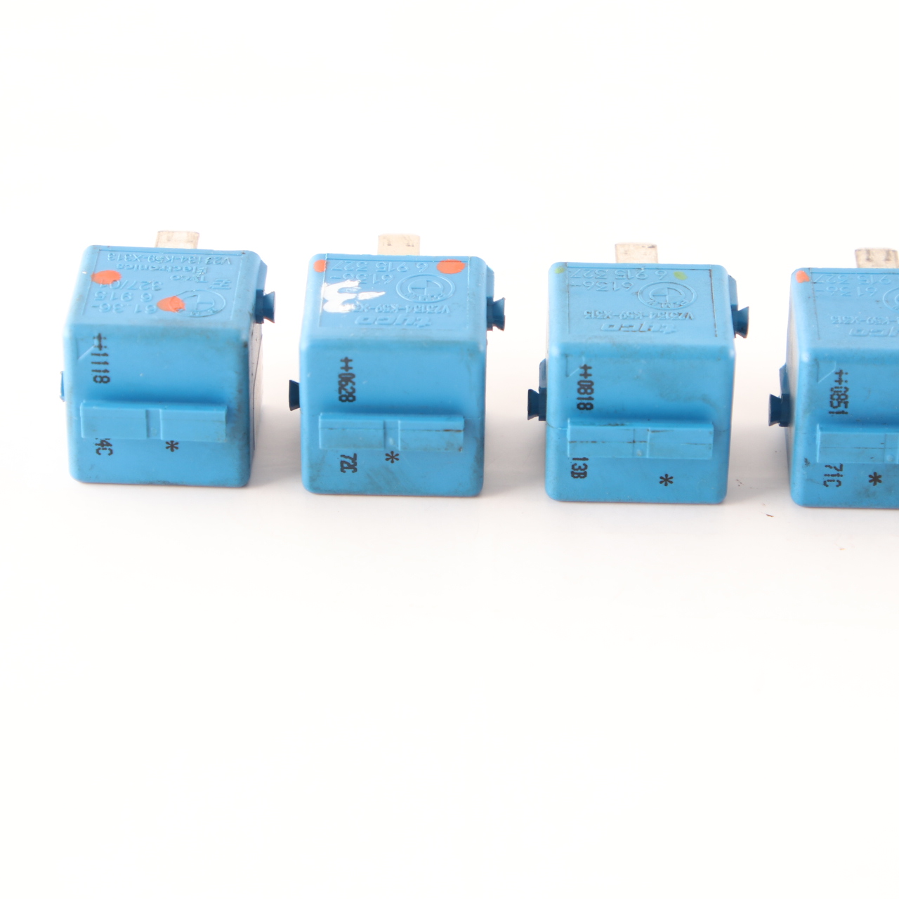 BMW E46 E60 E81 E87 E90 E91 F10 F20 F30 5x Relay Make Contact Sky Blue 6915327