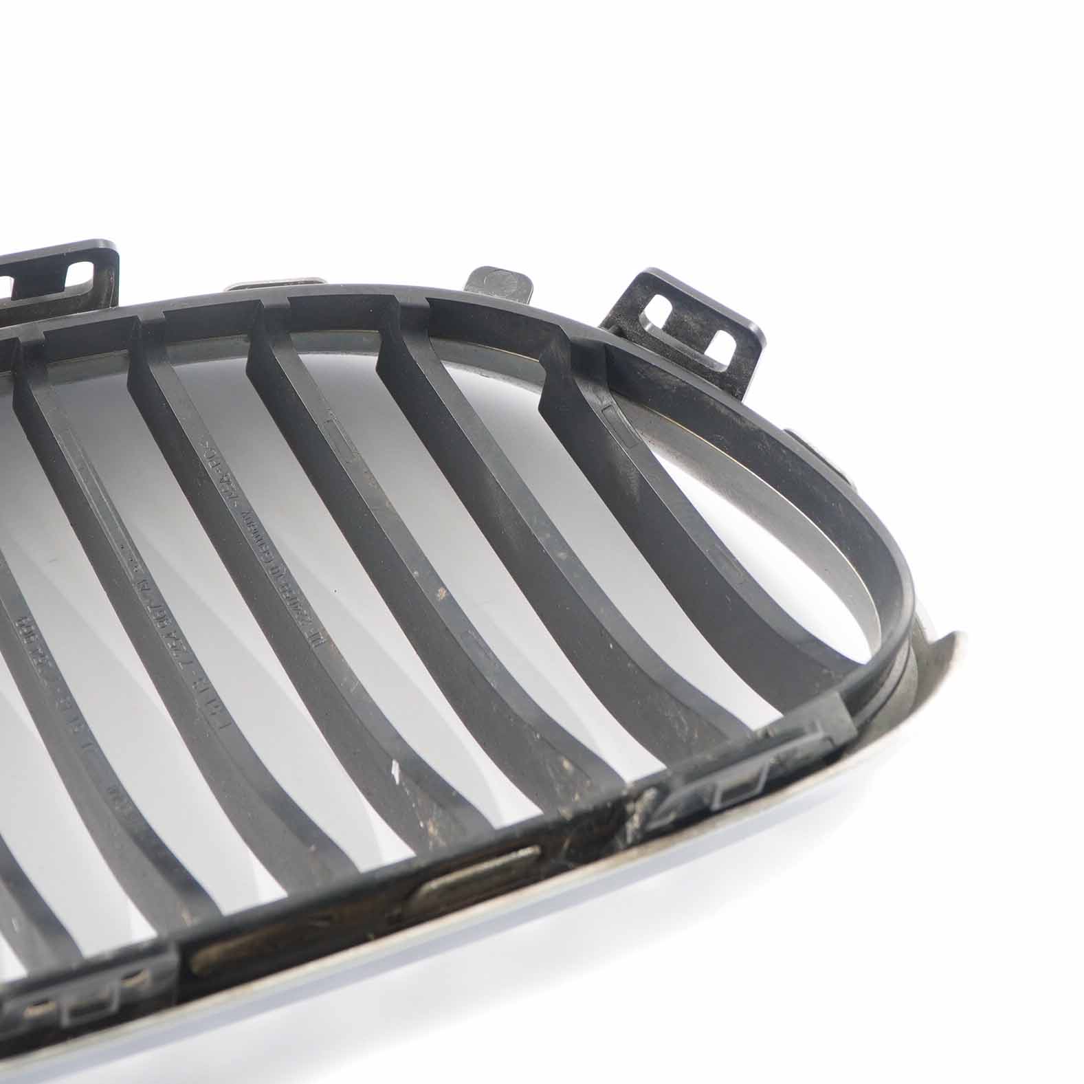 Grille Avant BMW E92 E93 Pare chocs à cadre réniforme Gauche Chrome 7157275