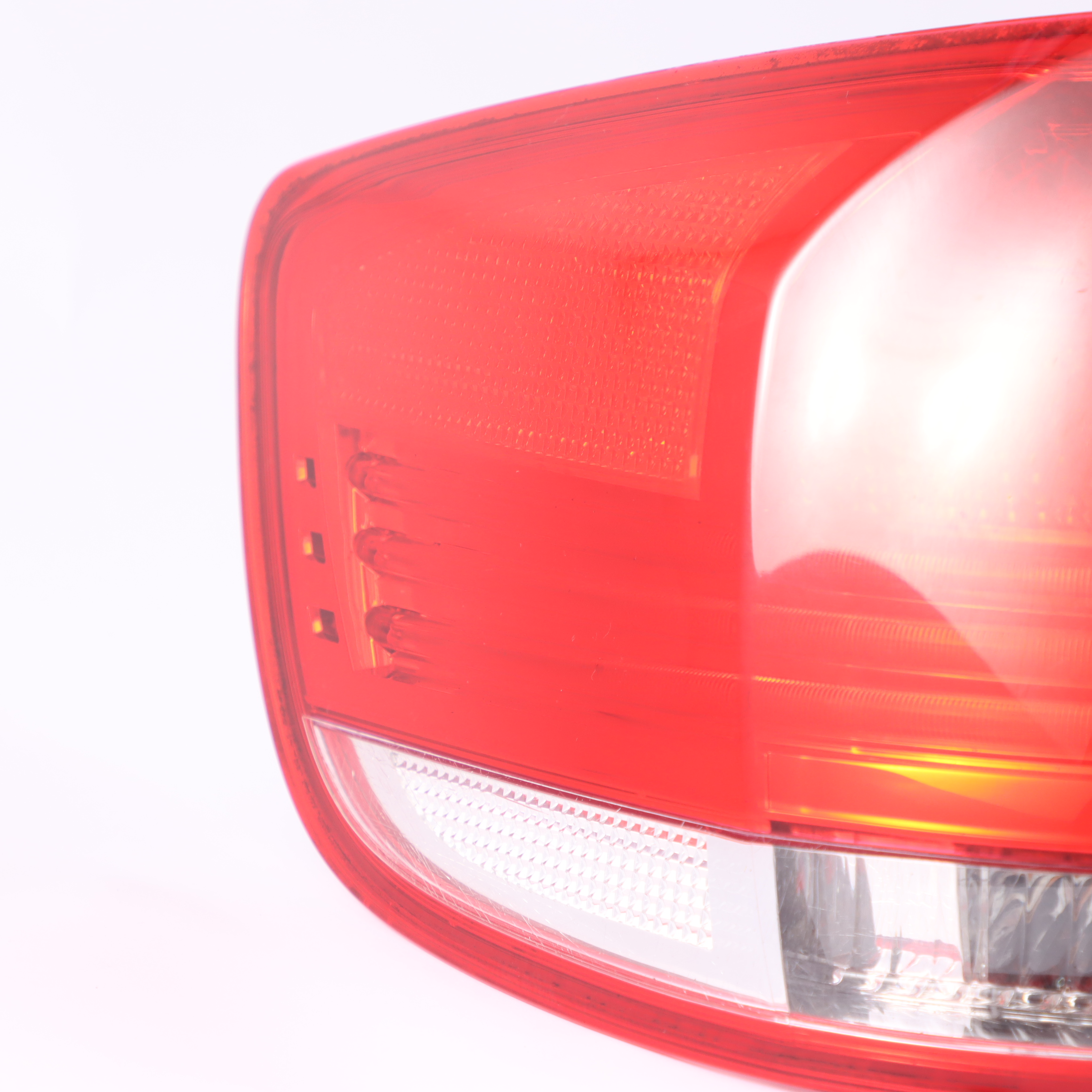 BMW 3 Series E92 Coupe Rear Lamp Light In The Side Panel Left N/S 