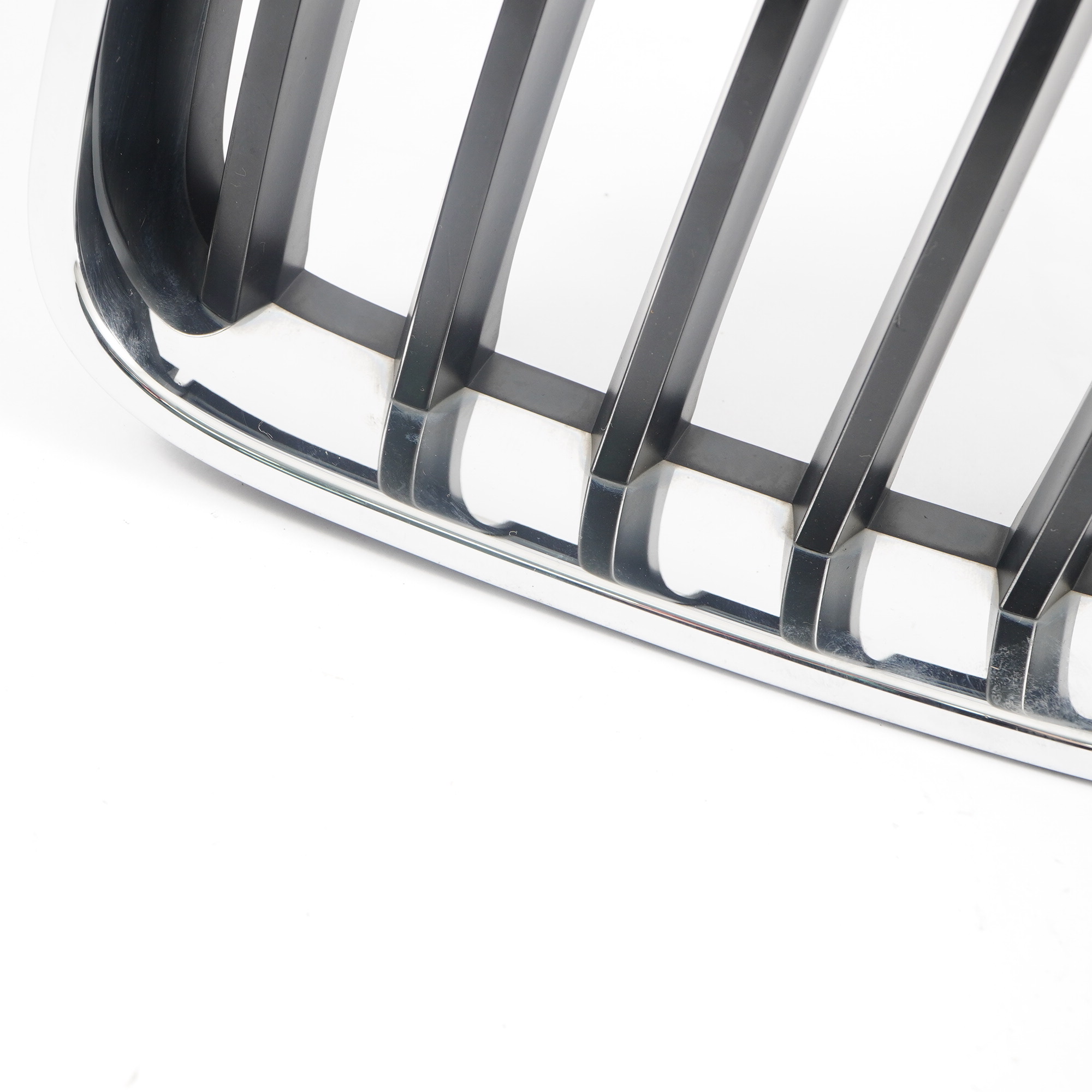 BMW X3 F25 Grille De Aare-Chocs Avant Gauche Rein Noir Chrome 7210725