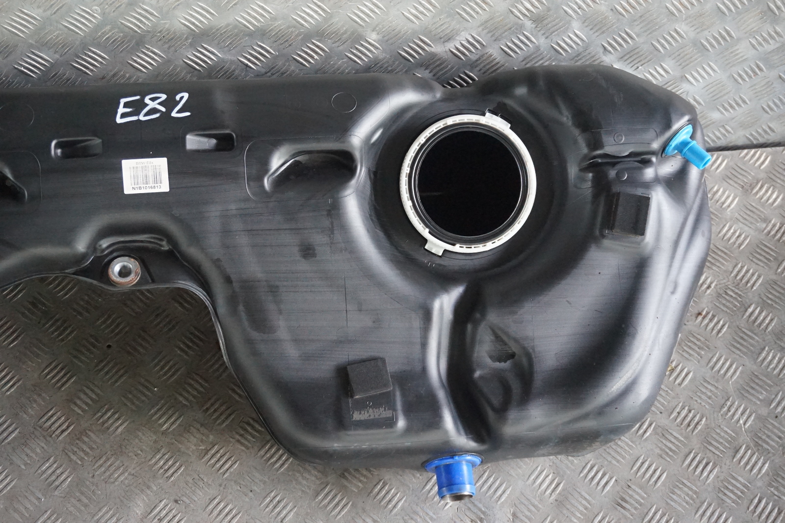 BMW E82 E88 Reservoir de carburant nu Diesel 118d 120d 123d N47 N47S