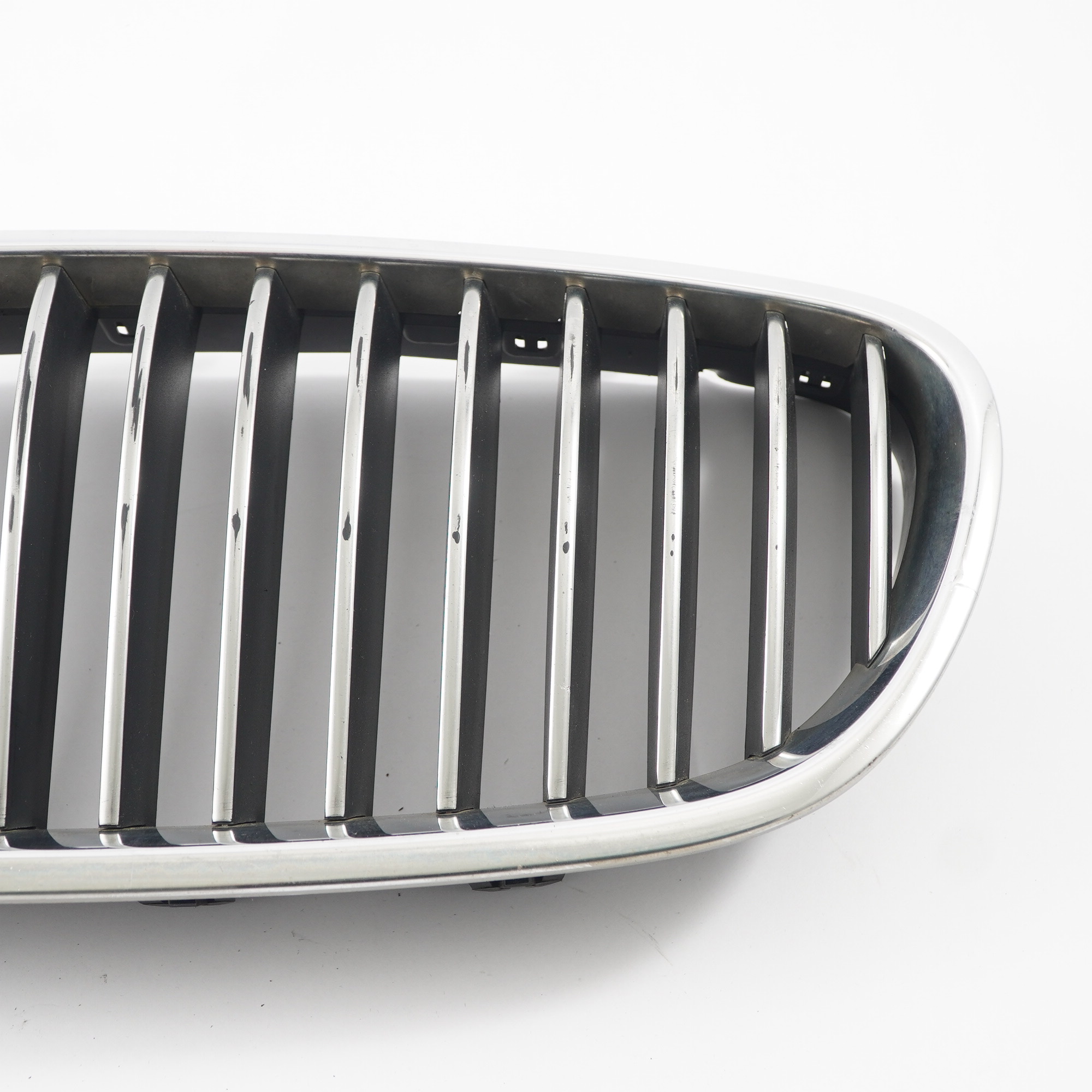 Grille BMW X6 E71 X5 E70 Pare-chocs avant Grille Reinette avant gauche 7305589