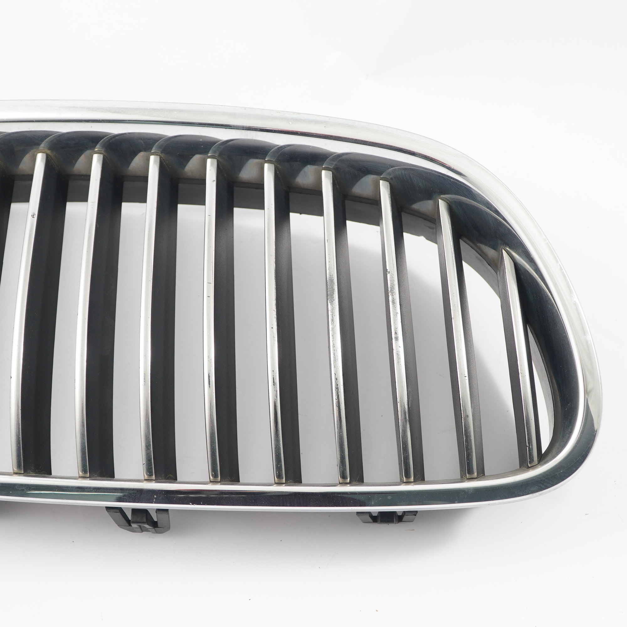 Grille BMW X6 E71 X5 E70 Pare-chocs avant Grille Reinette avant droit 7305590