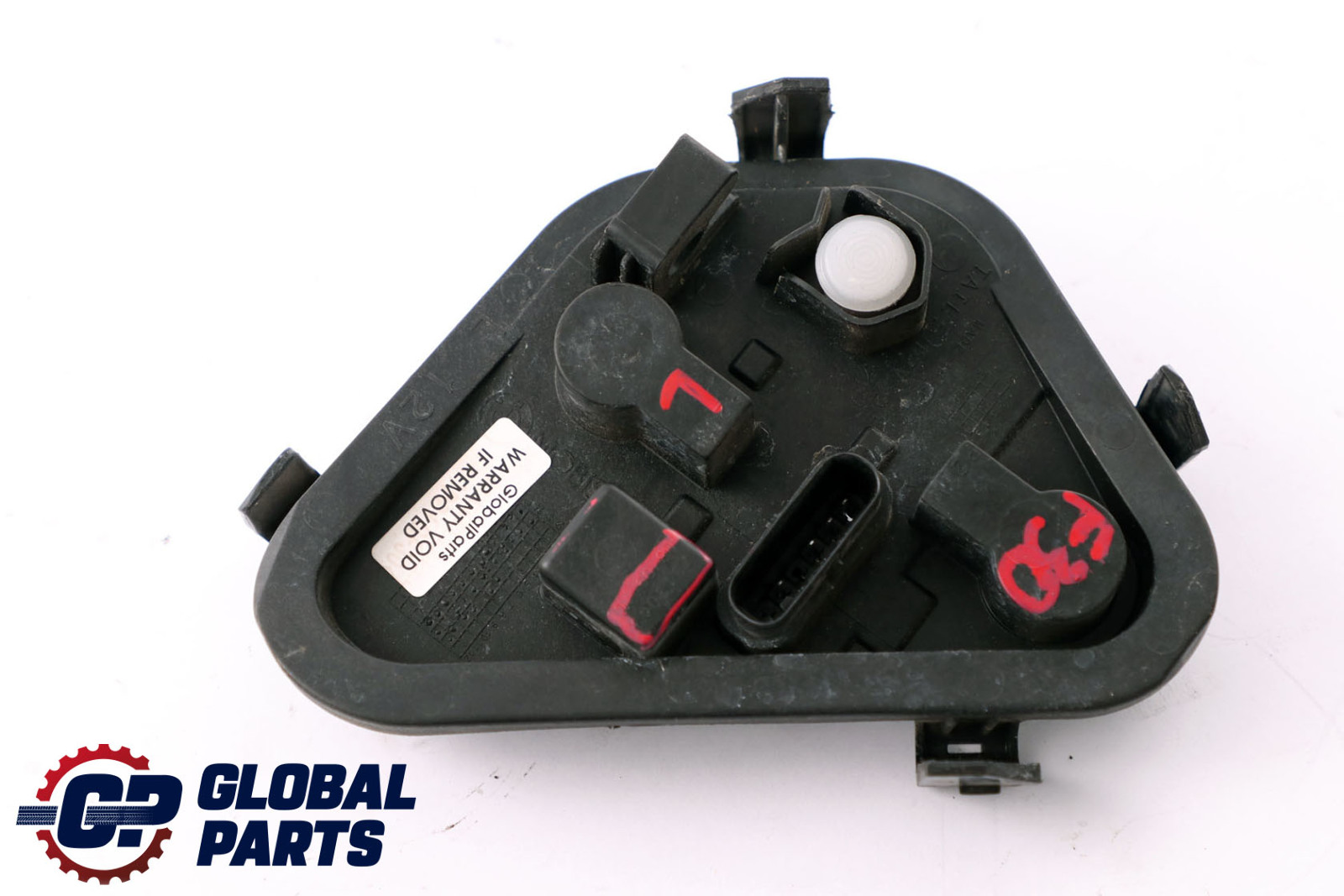 BMW F30 F80 M3 Support d'ampoule Feu arrière Panneau latéral gauche 7313043