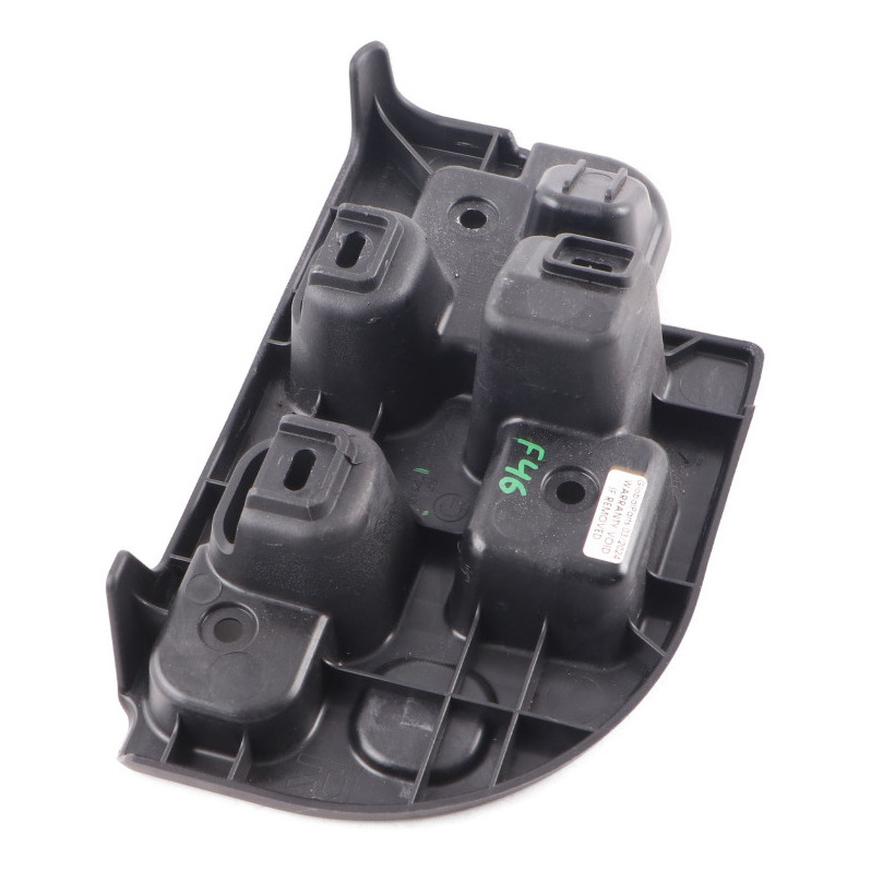 BMW F46 Support Pied de lit arrière sous siège plastique 7395340