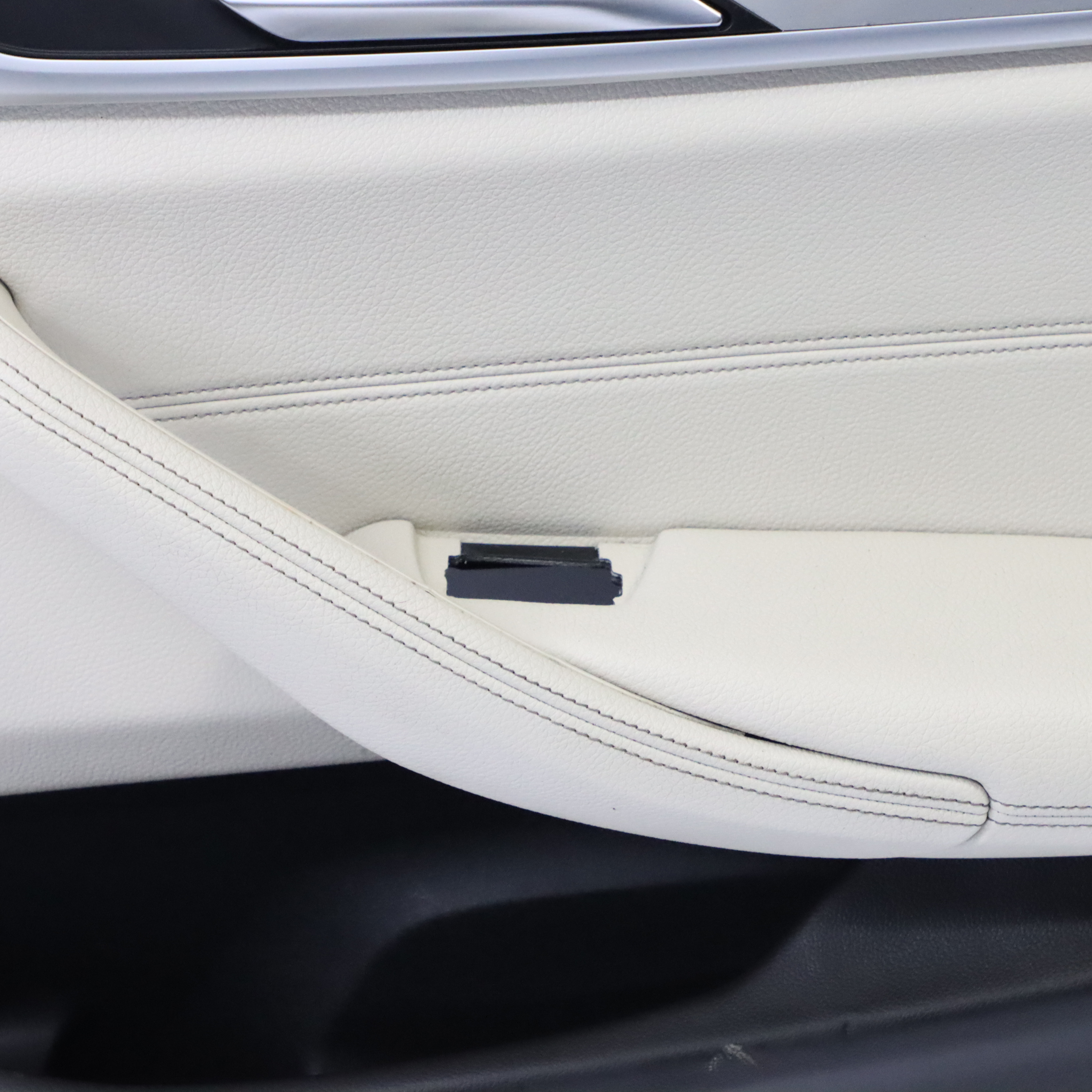 Carte de Porte BMW G30 G31 Arriere Droite Garniture de Porte Cuir Blanc 7477134